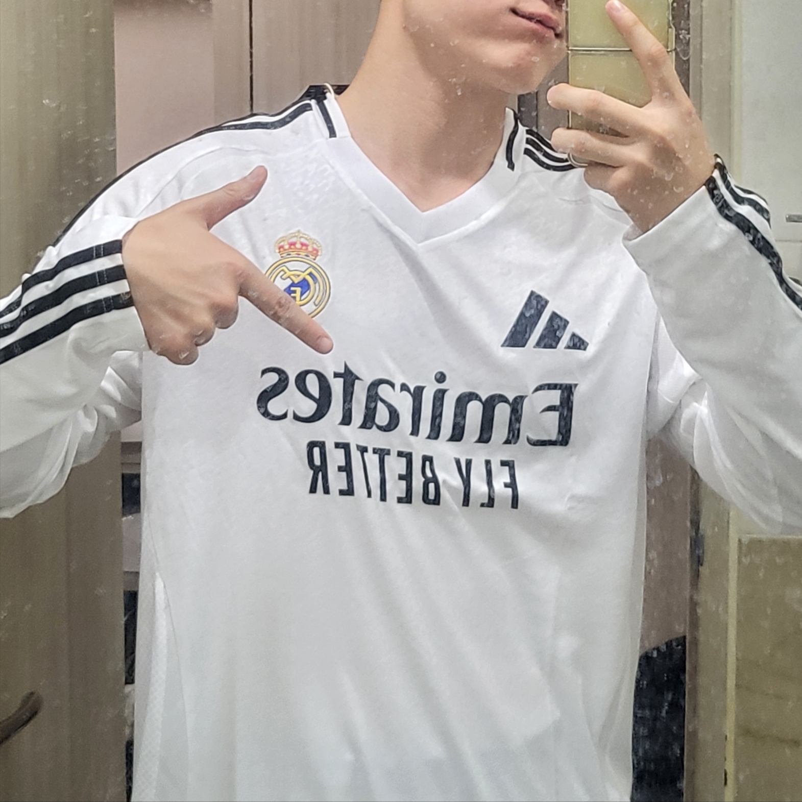Adidas Real Madrid 2024/25 Home Long Sleeve Jersey White - KR Sizing (Non Marking Ver.) 착용 스타일