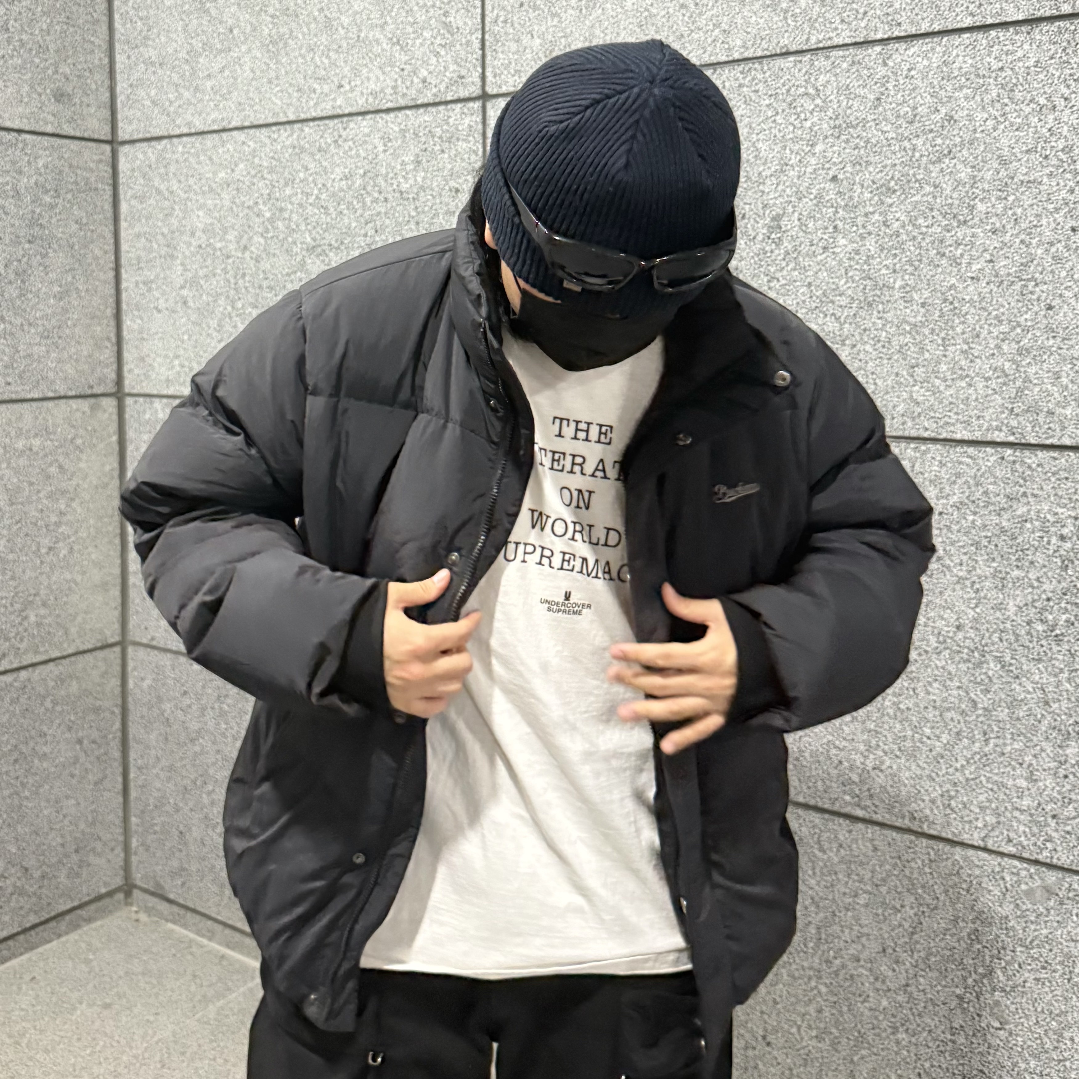 Balenciaga HD Lace-Up Sneakers Black, Zara Utility Pocket Pants Black 착용 스타일 - 2
