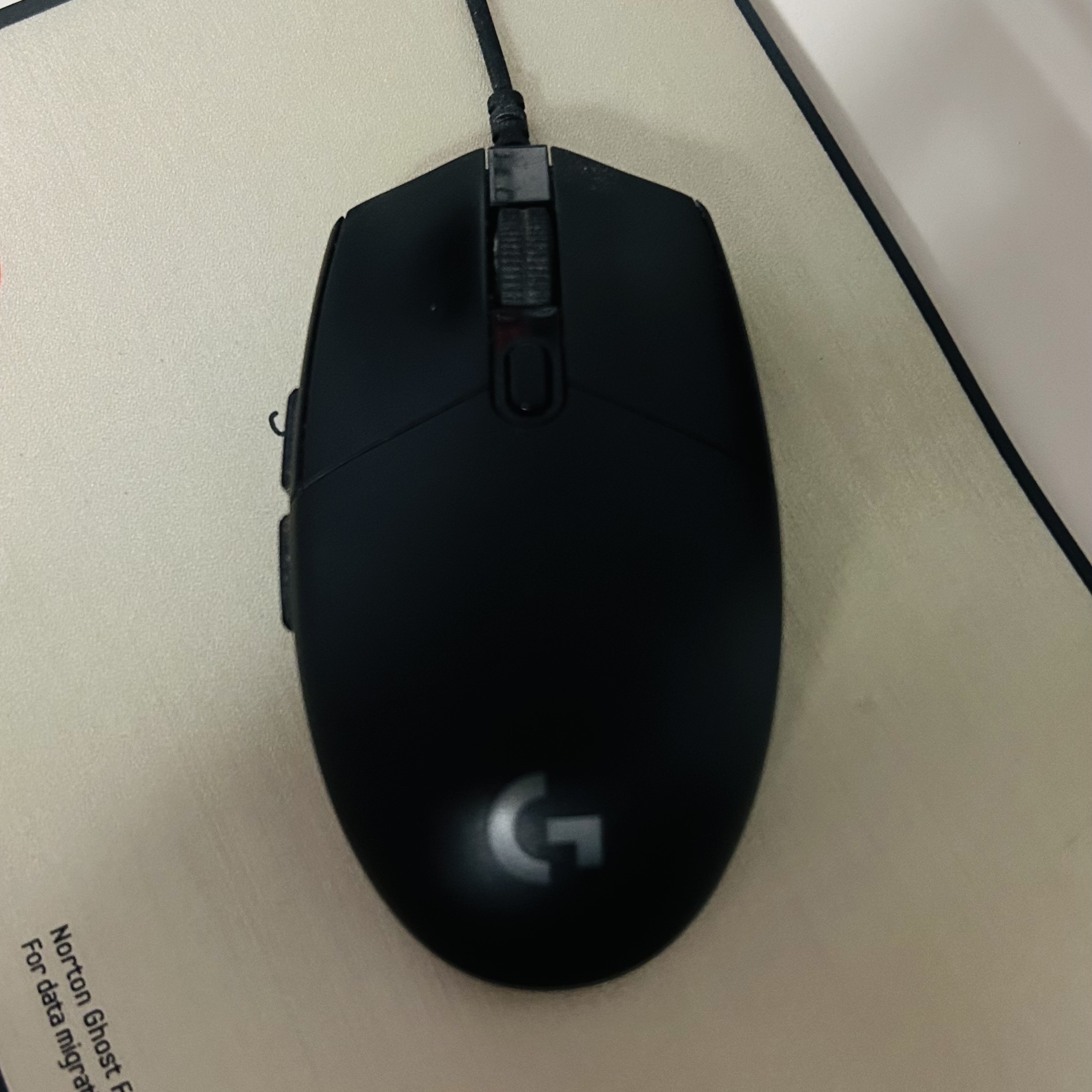 Logitech G102 Lightsync Black (Korean Ver.) 착용 스타일