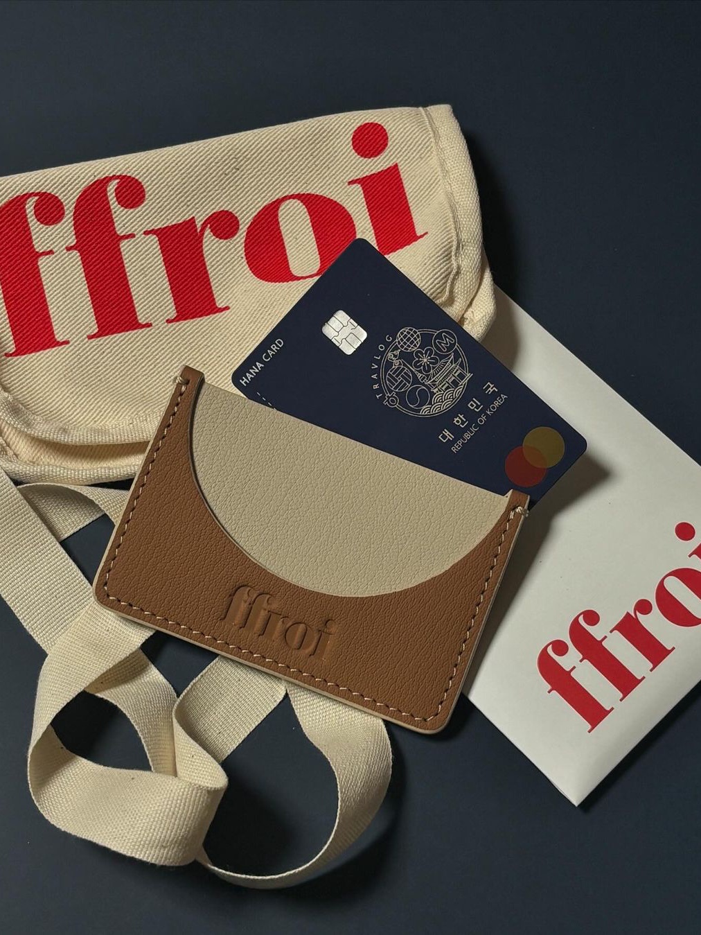 FFROI Demi Card Holder Black, FFROI Demi Card Holder Green 착용 스타일