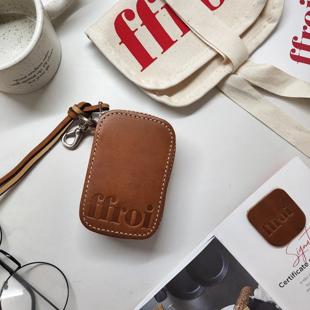FFROI Podcase Black, FFROI Podcase Gray 착용 스타일
