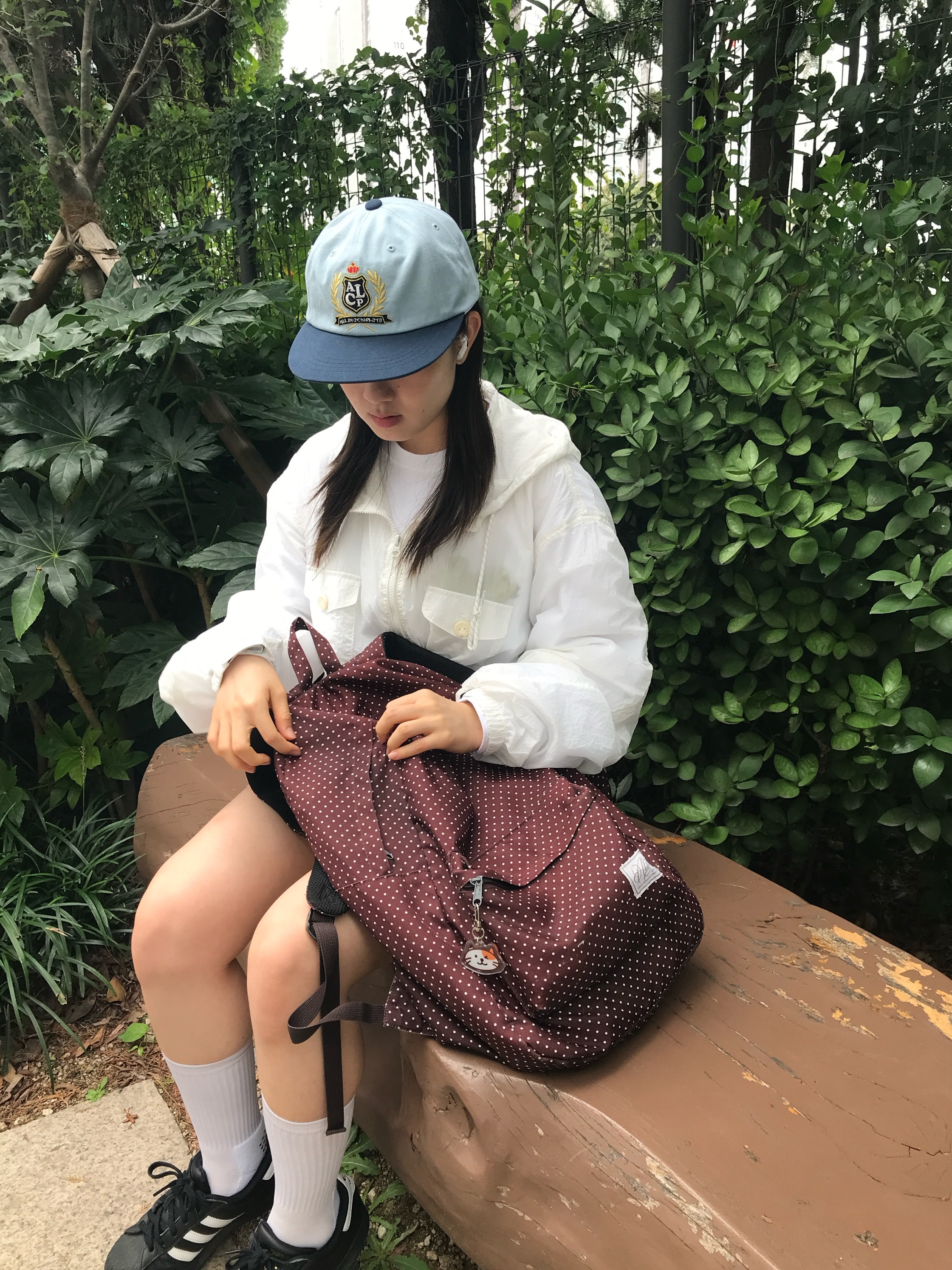 Allincomplete ALCP High School Cap Navy & Sky Blue 착용 스타일 - 1
