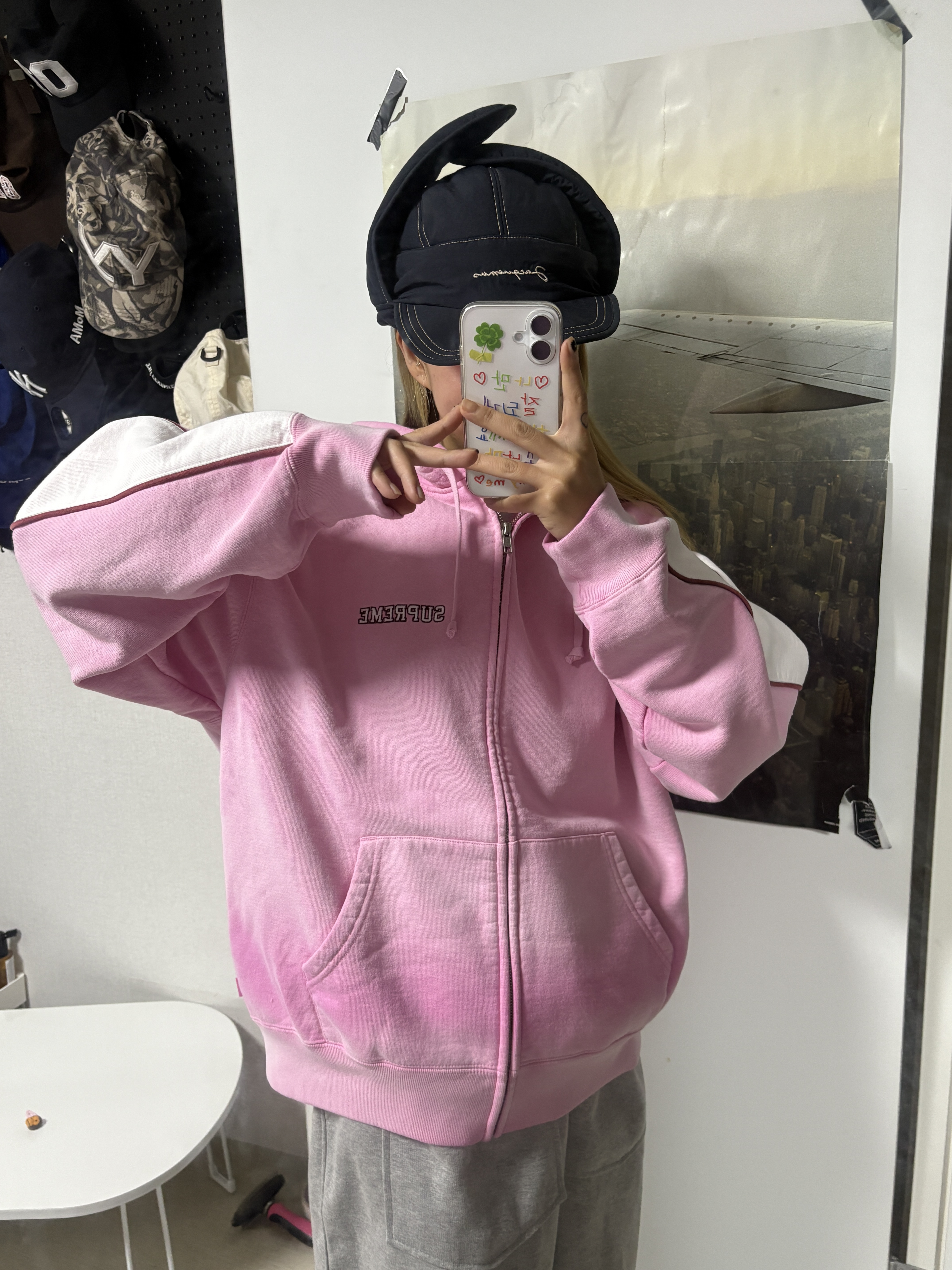 Supreme State Zip Up Hooded Sweatshirt Pink - 24FW 착용 스타일
