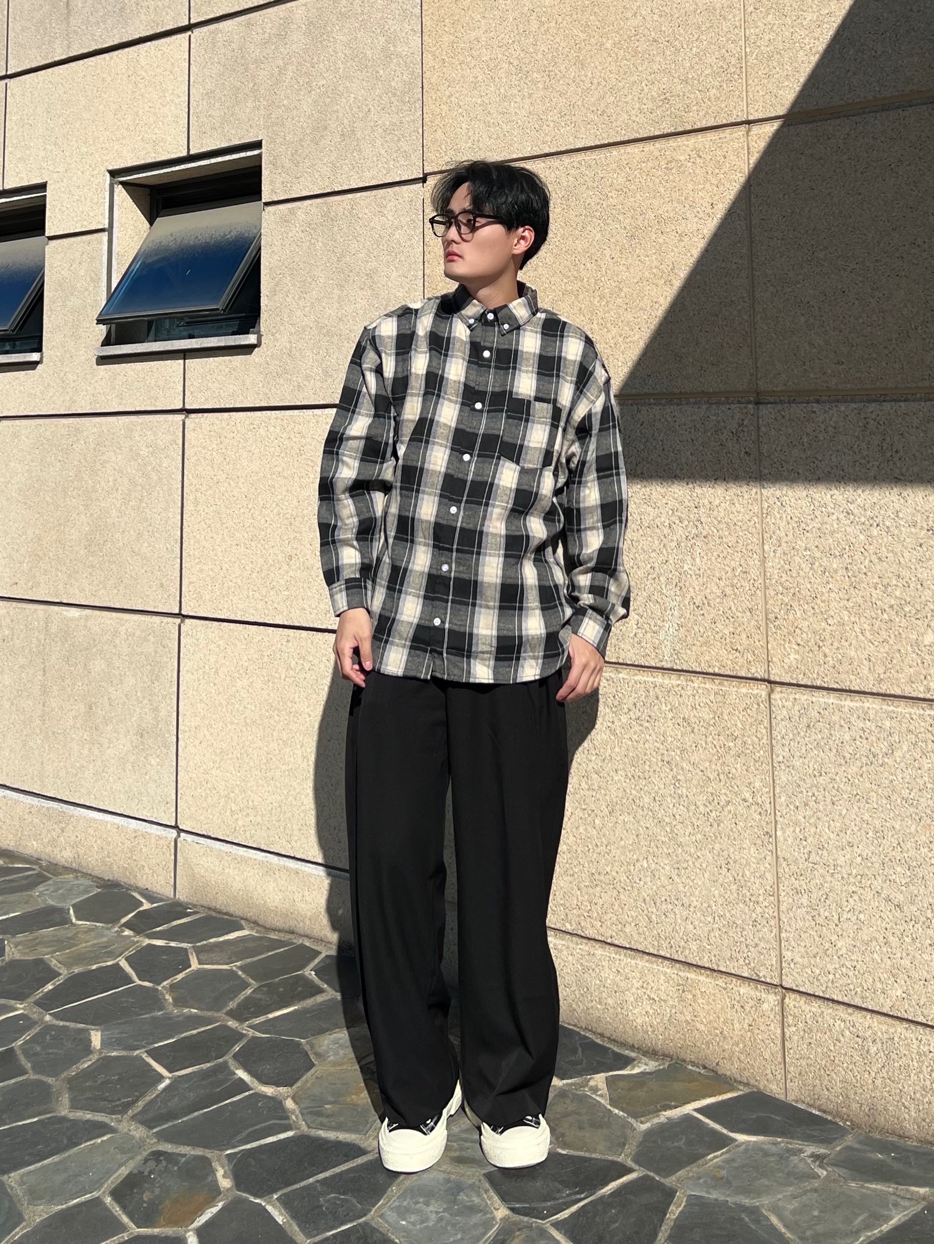Converse Chuck 70 Hi Black 착용 스타일 - 2