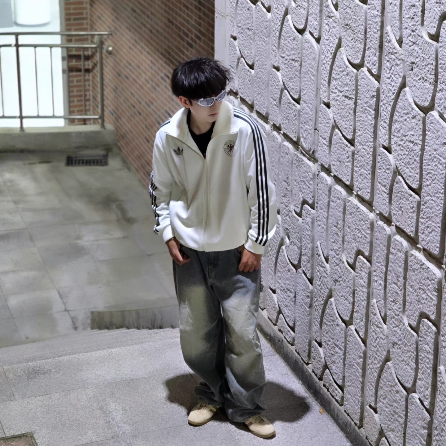 Adidas German Beckenbauer Track Top Off White - KR Sizing, Adidas German Beckenbauer Track Top Off White - US Sizing 착용 스타일 - 3