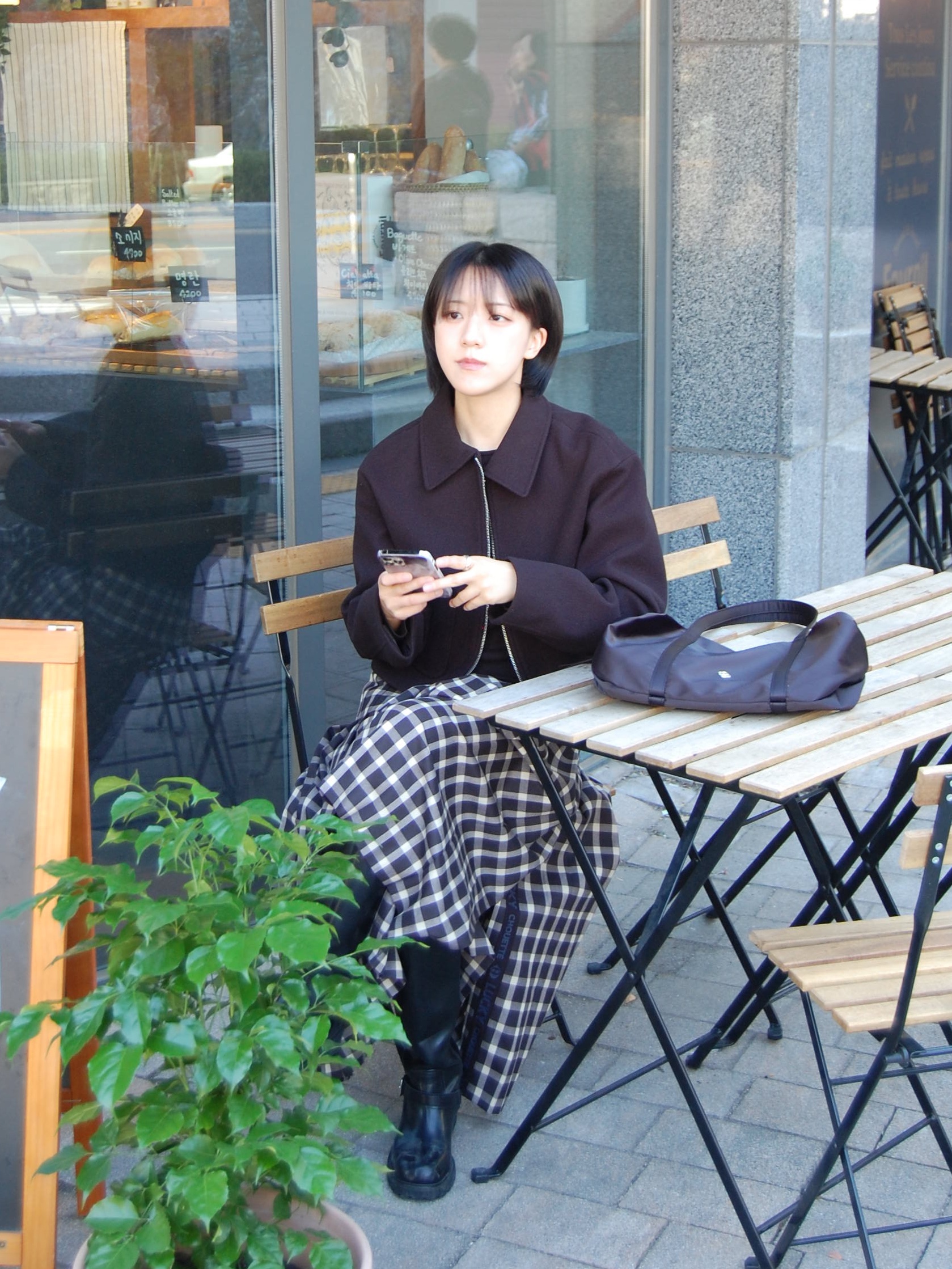 [예약배송] Heeari Aurora Shirring Bag Black 착용 스타일