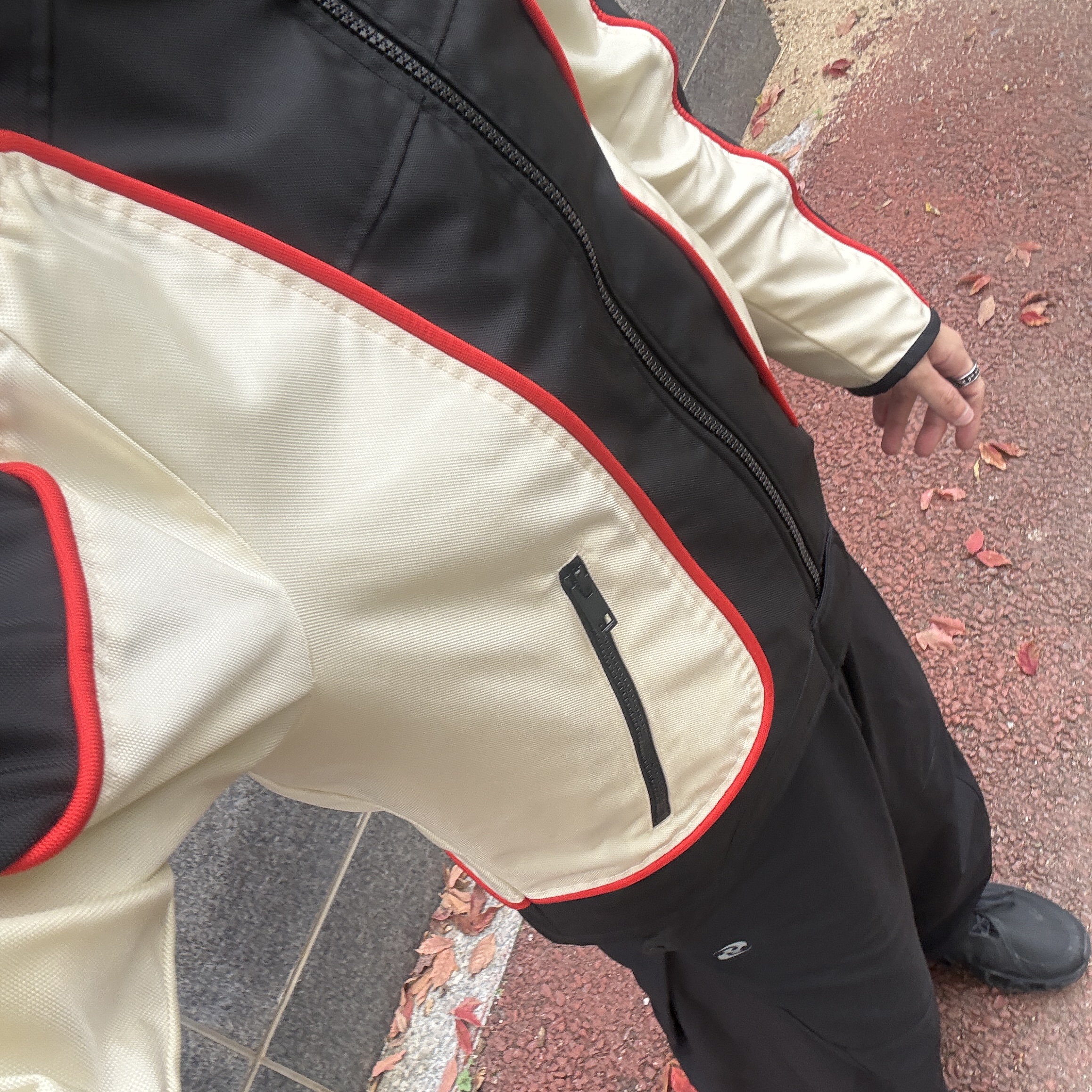 Diesel J-Blink Biker Jacket in Colour-Block Nylon Black White, On Running x Post Archive Faction (Paf) Cloudmonster 2 Black Magnet 착용 스타일