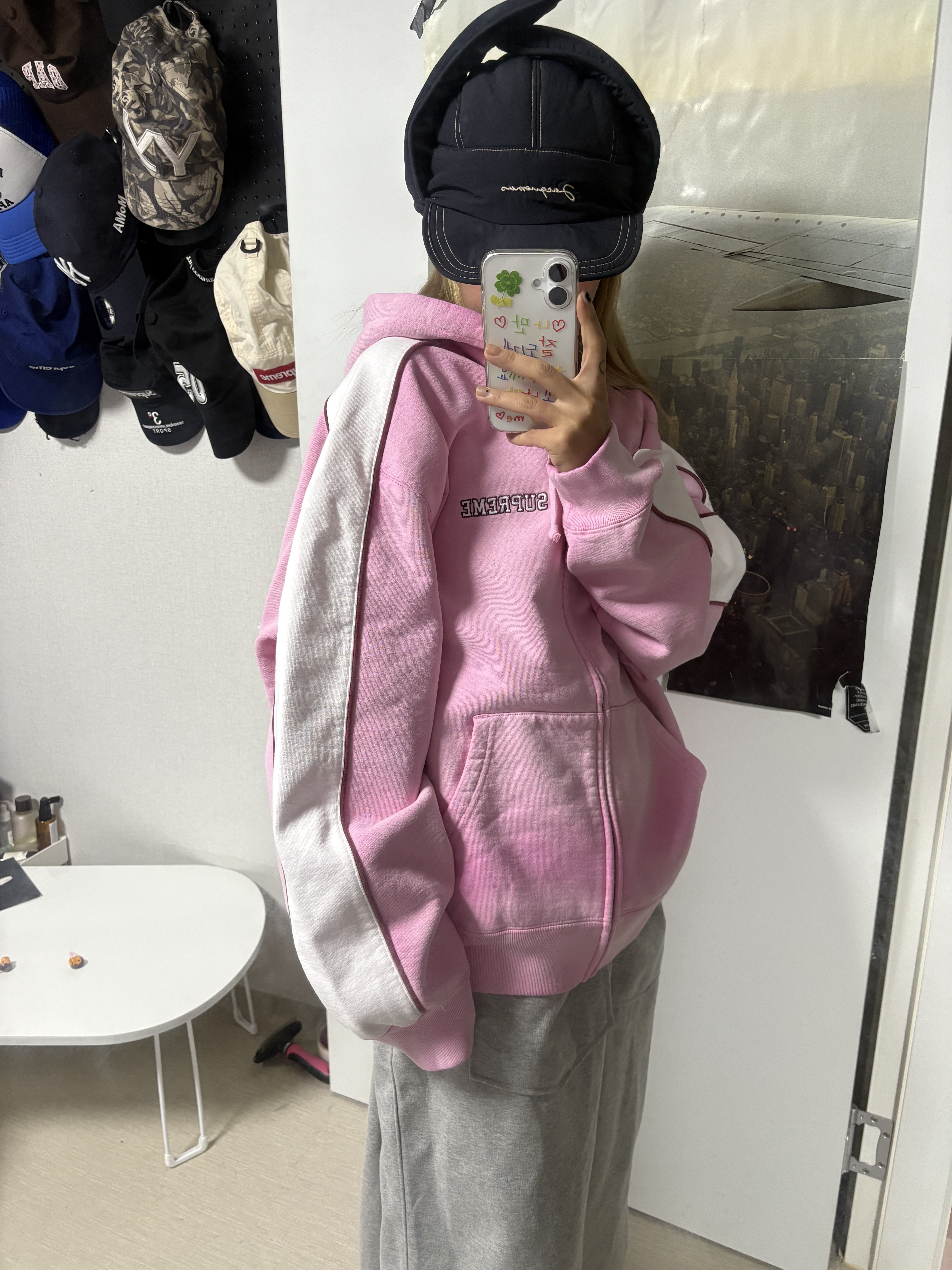 Supreme State Zip Up Hooded Sweatshirt Pink - 24FW 착용 스타일