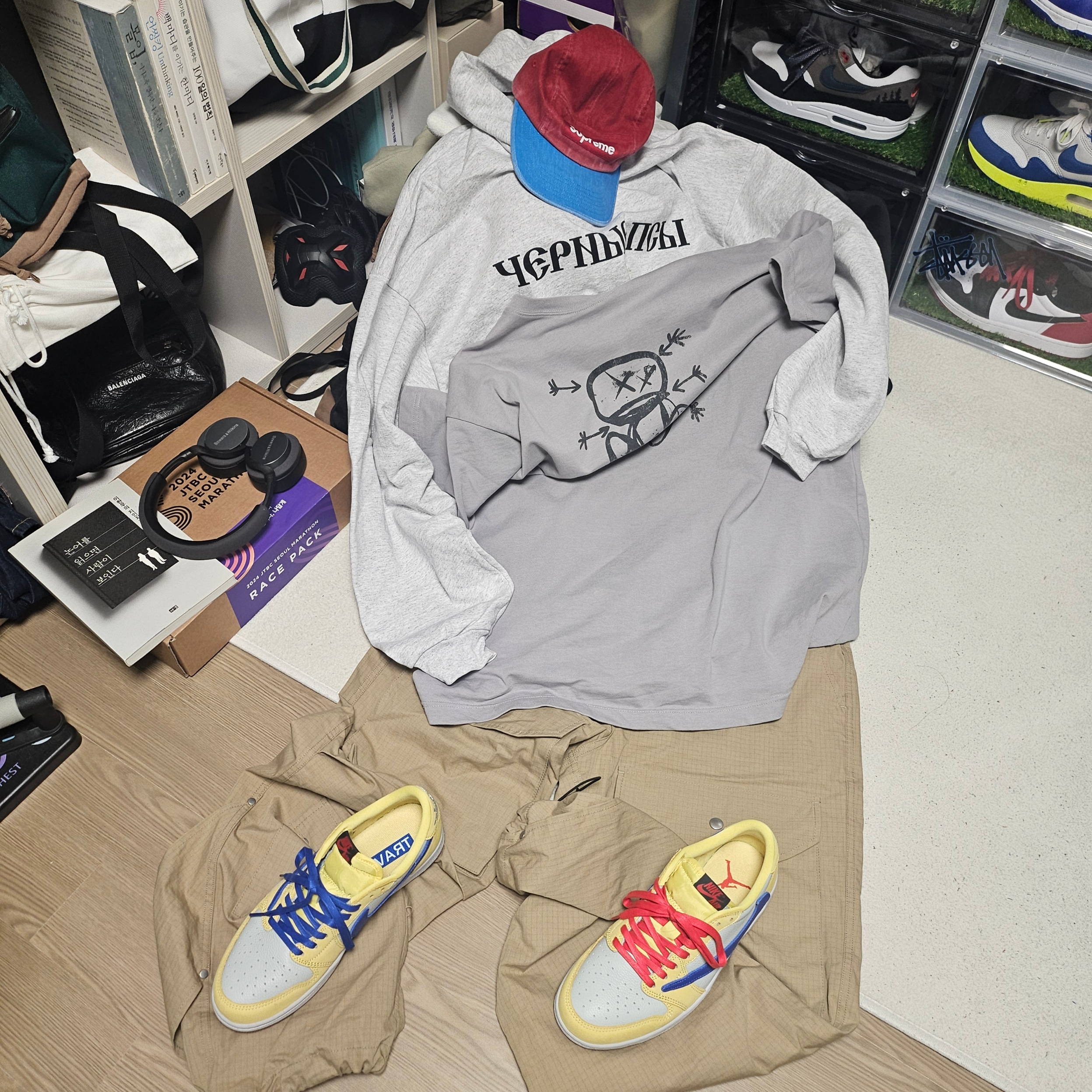Supreme Pigment 2-Tone Camp Cap Red - 24SS, (W) Jordan 1 x Travis Scott Retro Low OG SP Canary 착용 스타일 - 2