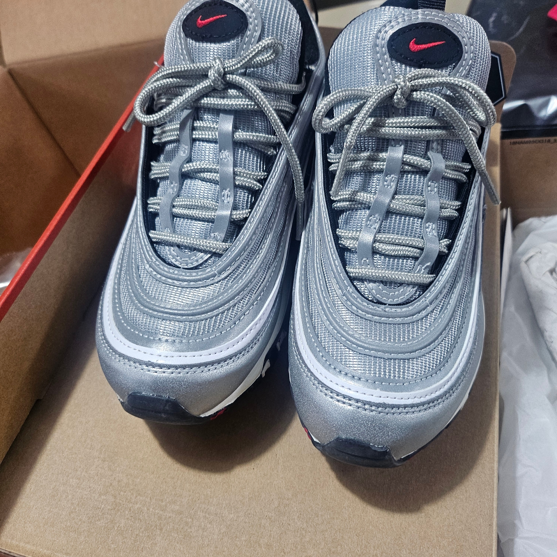 (W) Nike Air Max 97 OG Silver Bullet 2022 착용 스타일 - 2