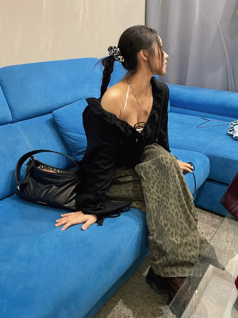 ersco Leopard Baggy Trousers Khaki 착용 스타일 - 1
