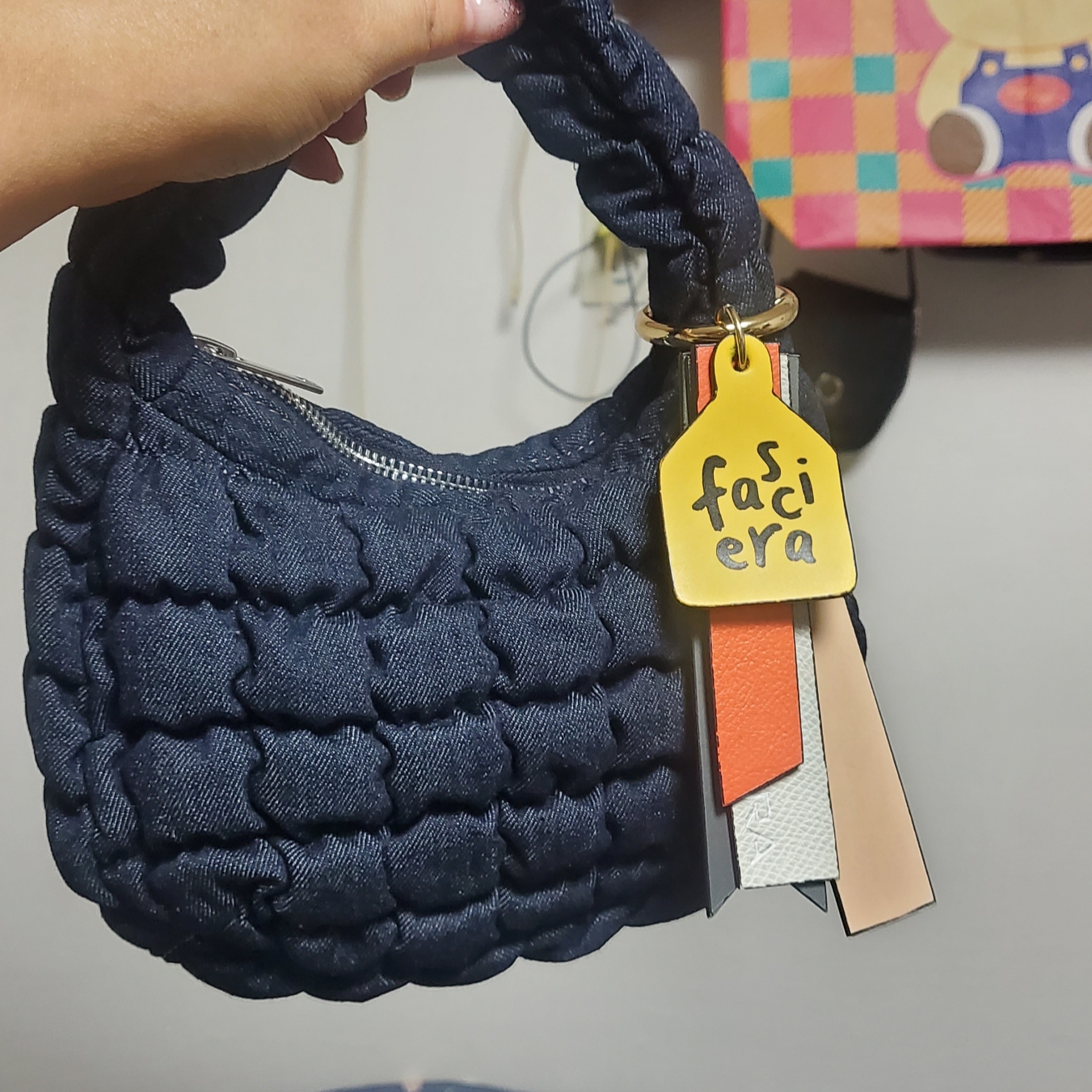 COS Quilted Micro Bag Dark Blue Denim 착용 스타일