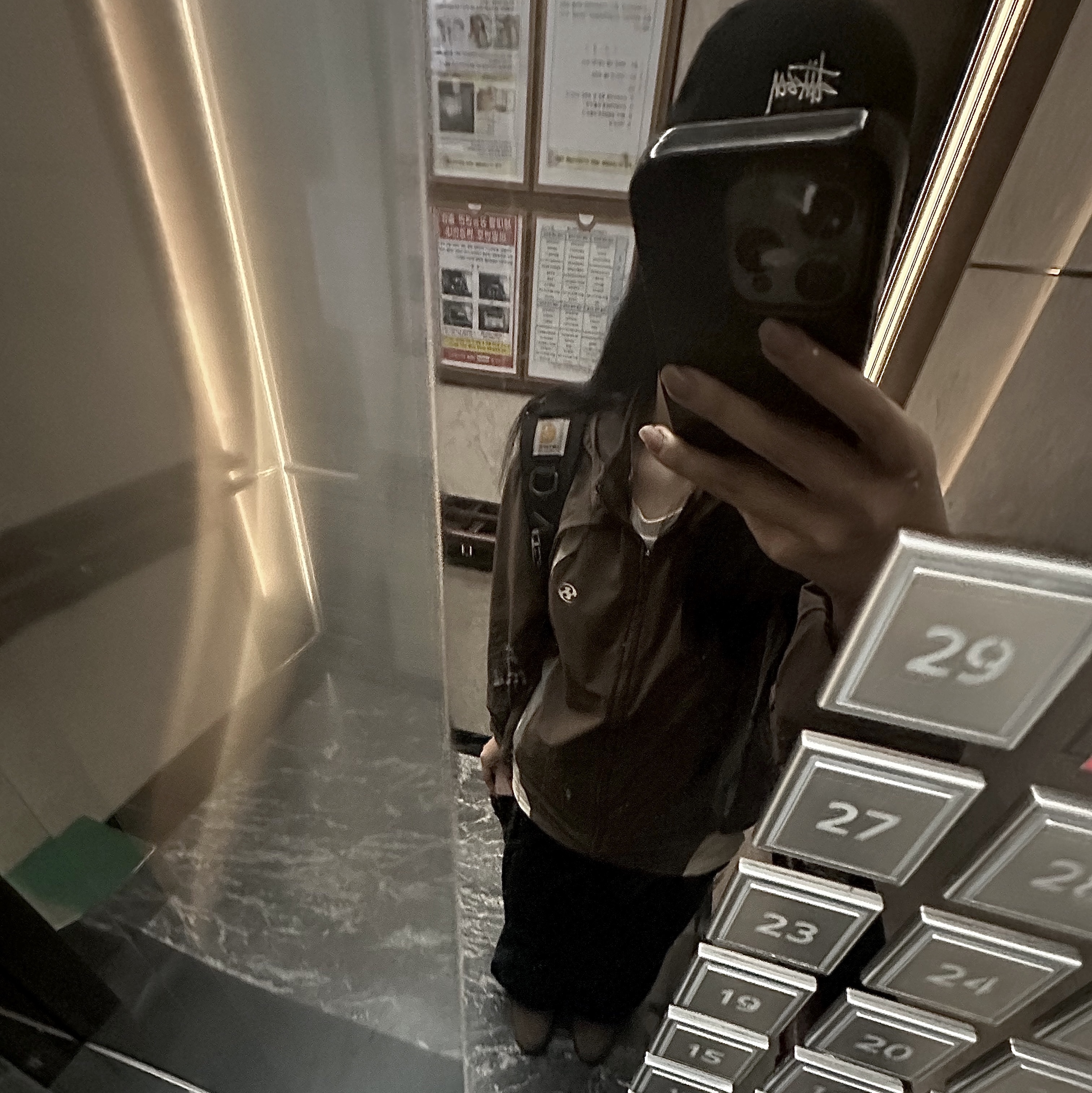 Sansan Gear Conversion Jacket Brown - 23FW, (W) Nike Air Force 1 '07 Cacao Wow 착용 스타일