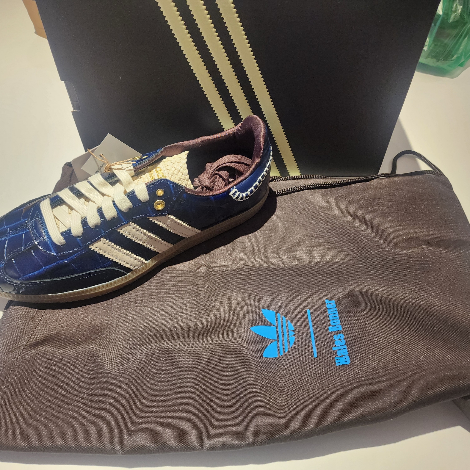 Adidas x Wales Bonner Samba Collegiate Navy Wonder White 착용 스타일 - 1