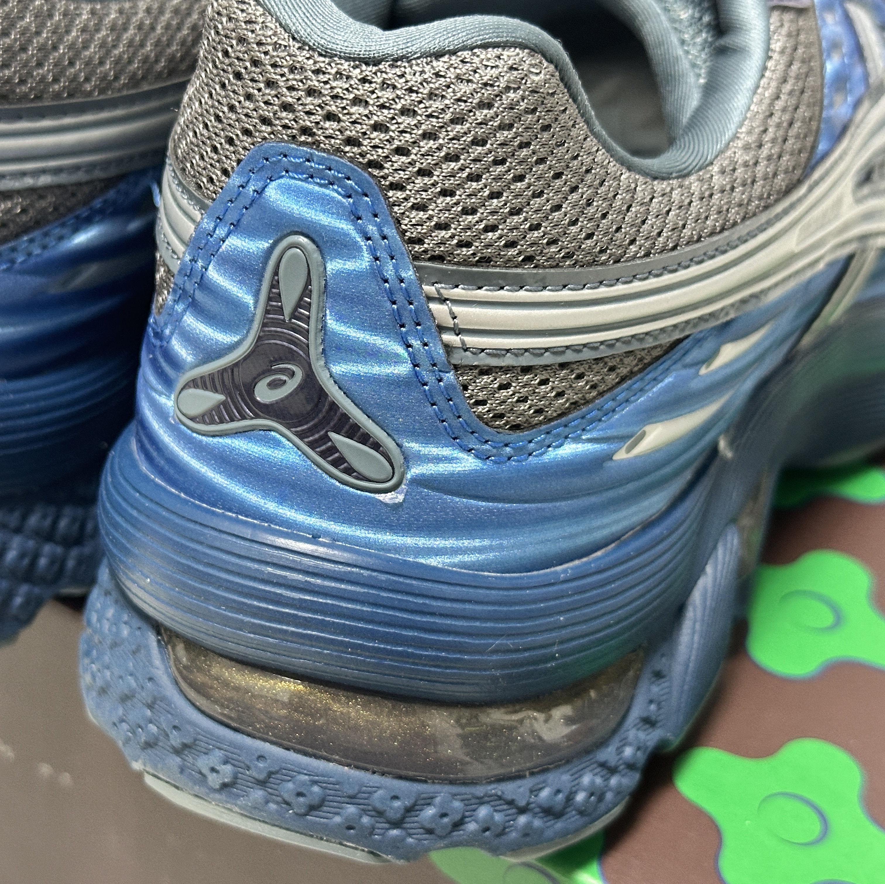(W) Asics x Kiko Kostadinov Gel-Flammae Blue Ironclad 착용 스타일 - 5