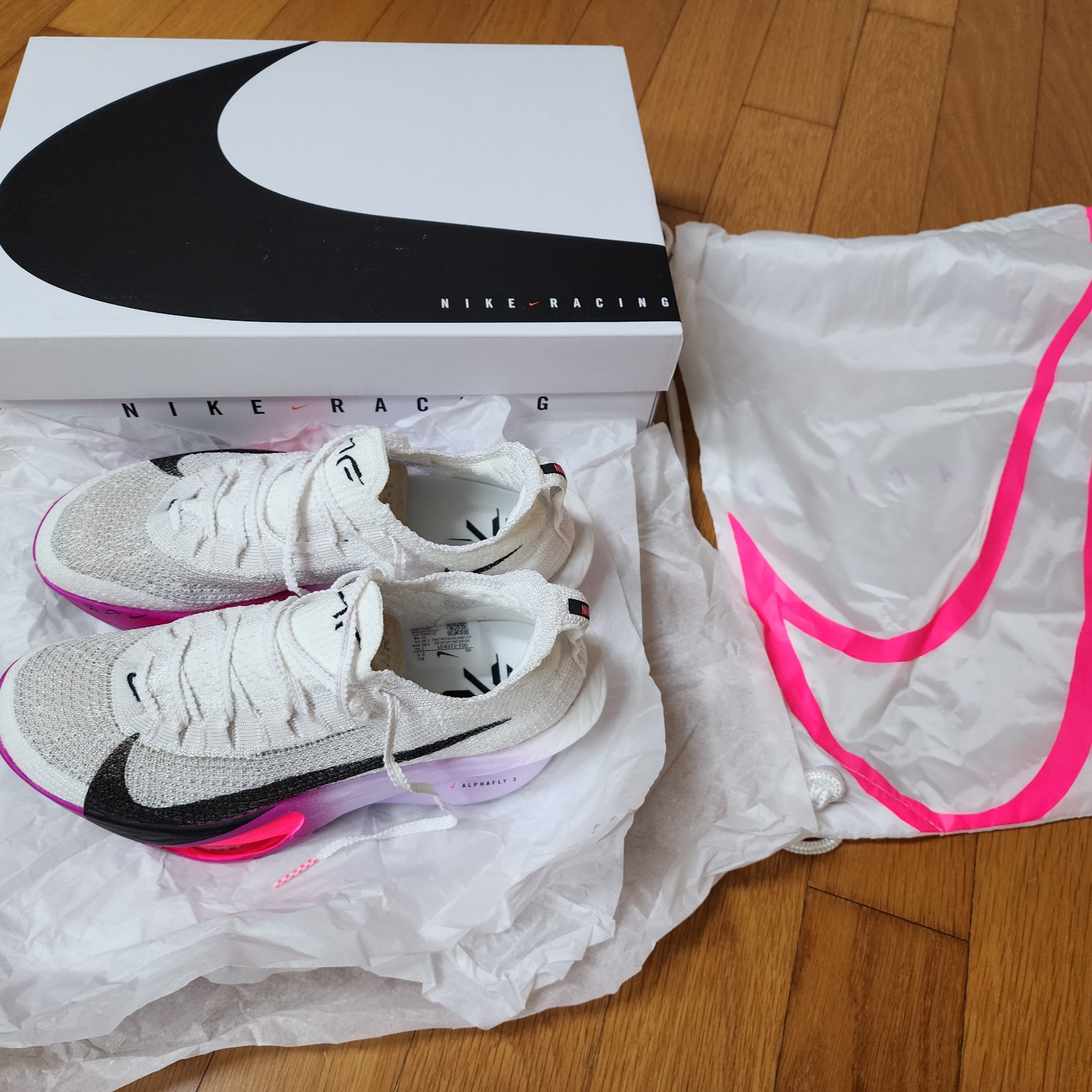 (W) Nike Air Zoom Alphafly Next% 3 Hyper Pink 착용 스타일