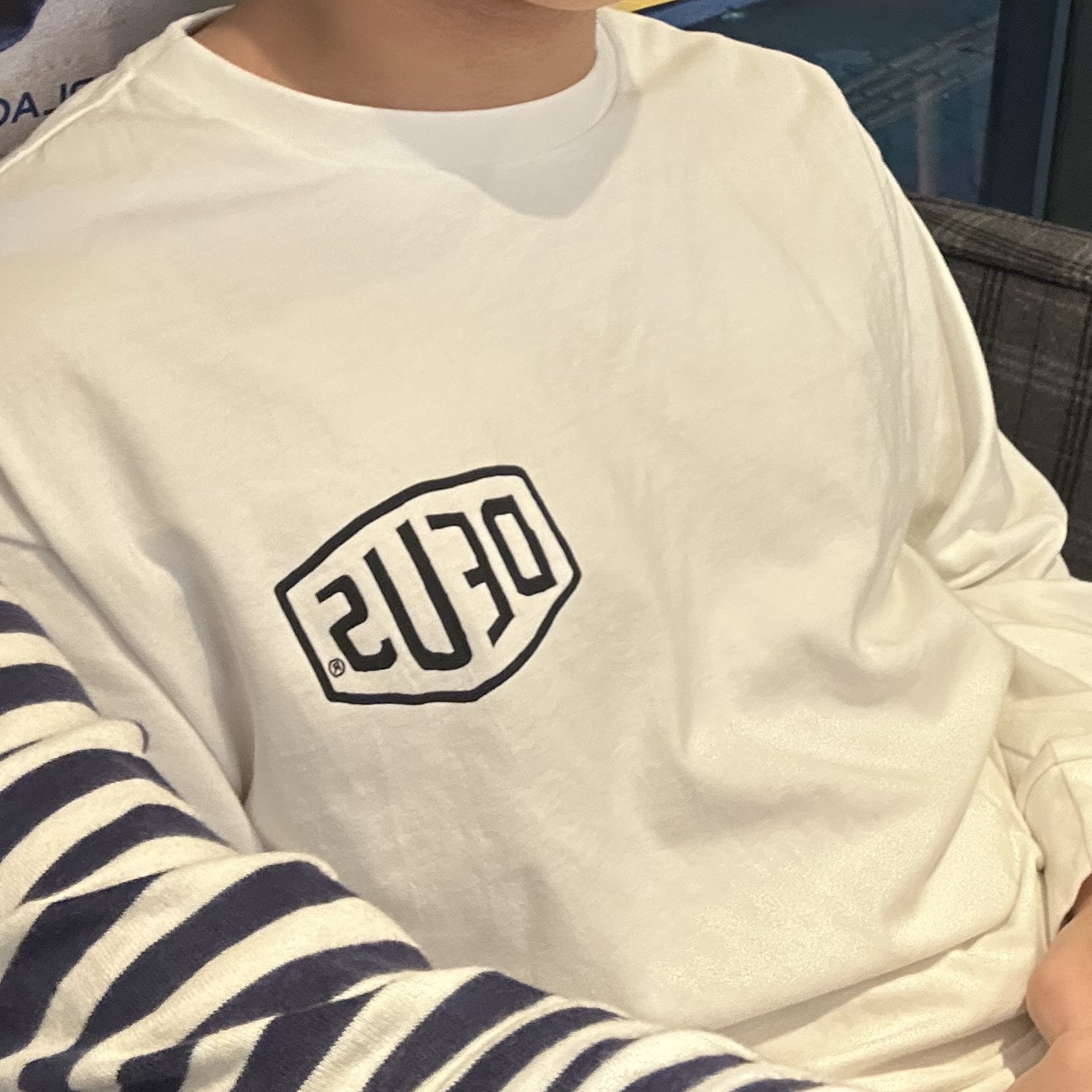 Deus Ex Machina Seoul College Long Sleeve T-Shirt White 착용 스타일