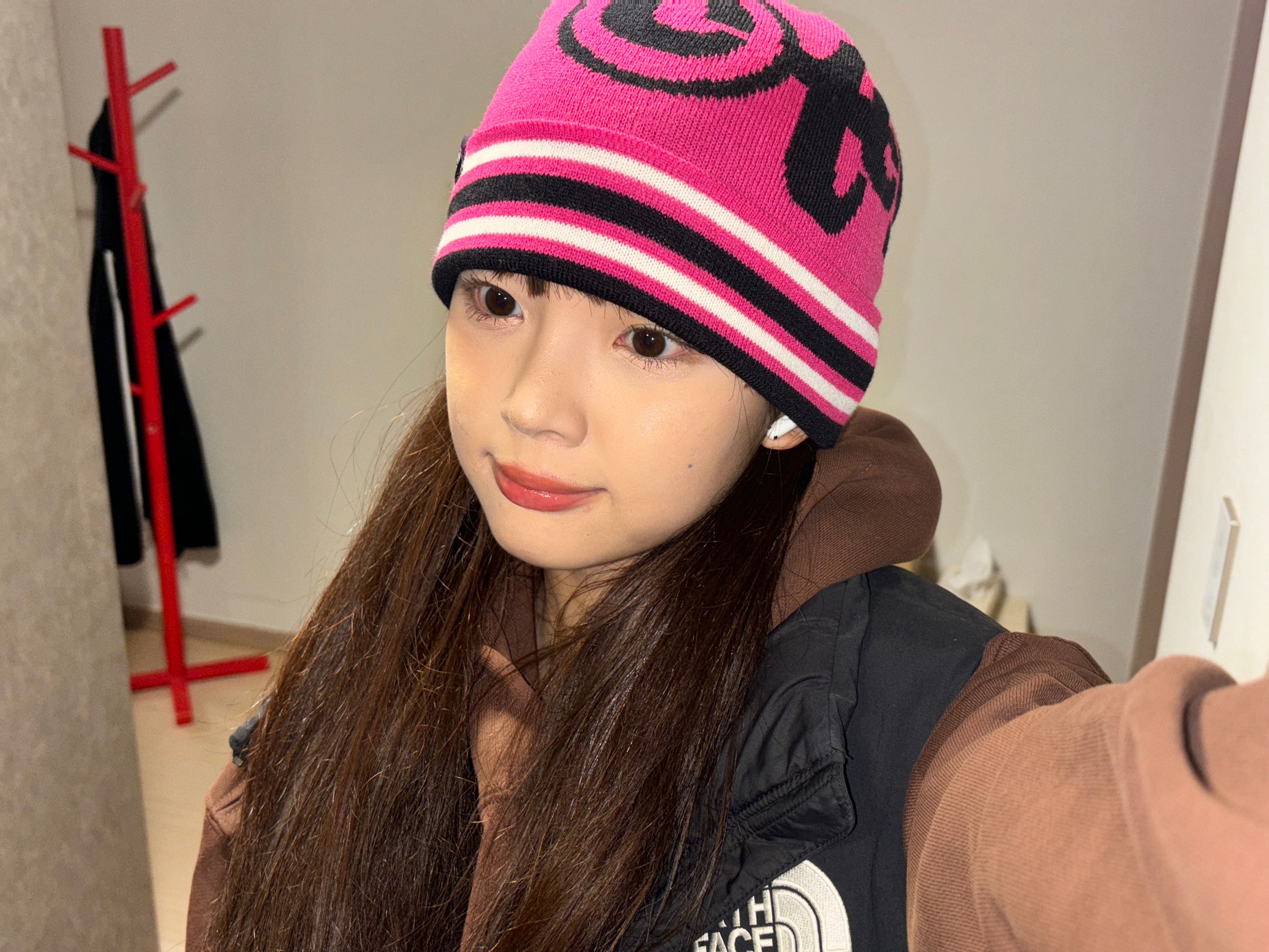 Teket Slope Beanie Pink 착용 스타일