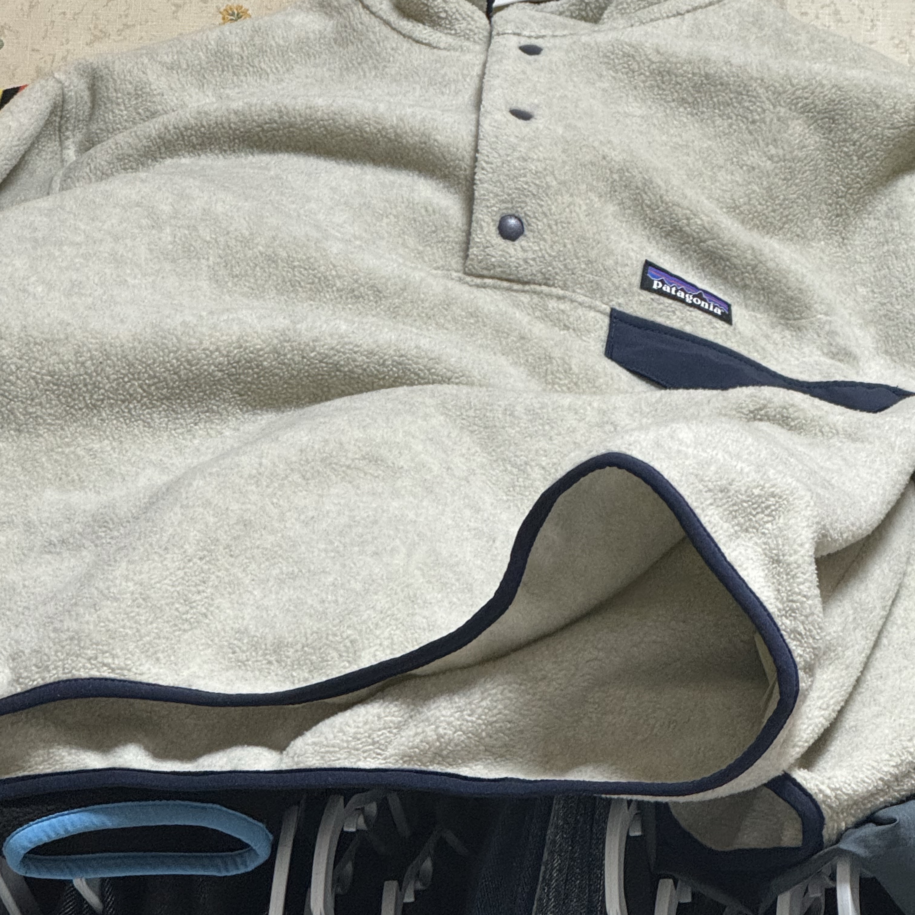 Patagonia Synchilla Snap-T Fleece Pullover Oatmeal Heather 착용 스타일