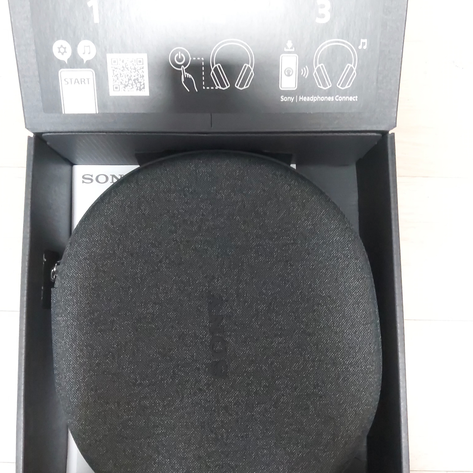 Sony ULT WEAR Black (Sony Korea Ver.) 착용 스타일 - 2
