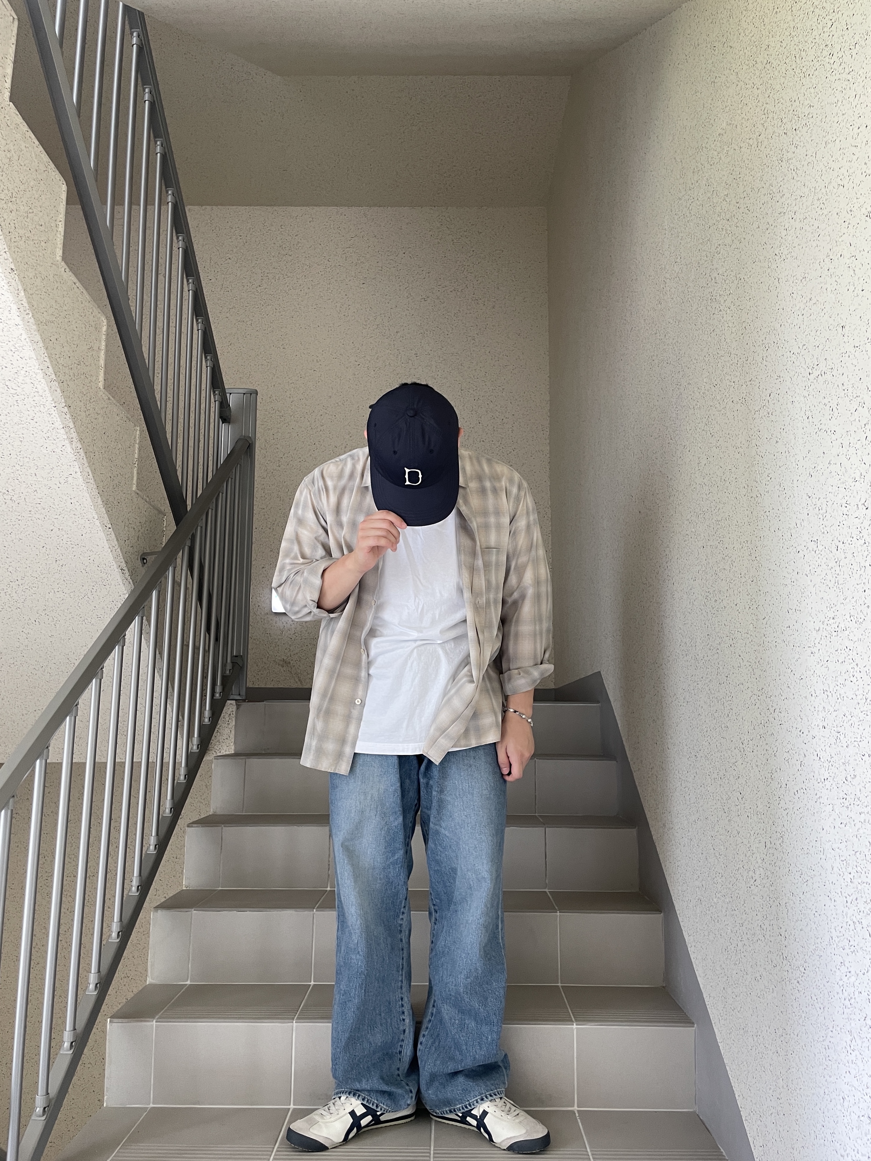 Onitsuka Tiger Mexico 66 Birch 착용 스타일 - 3