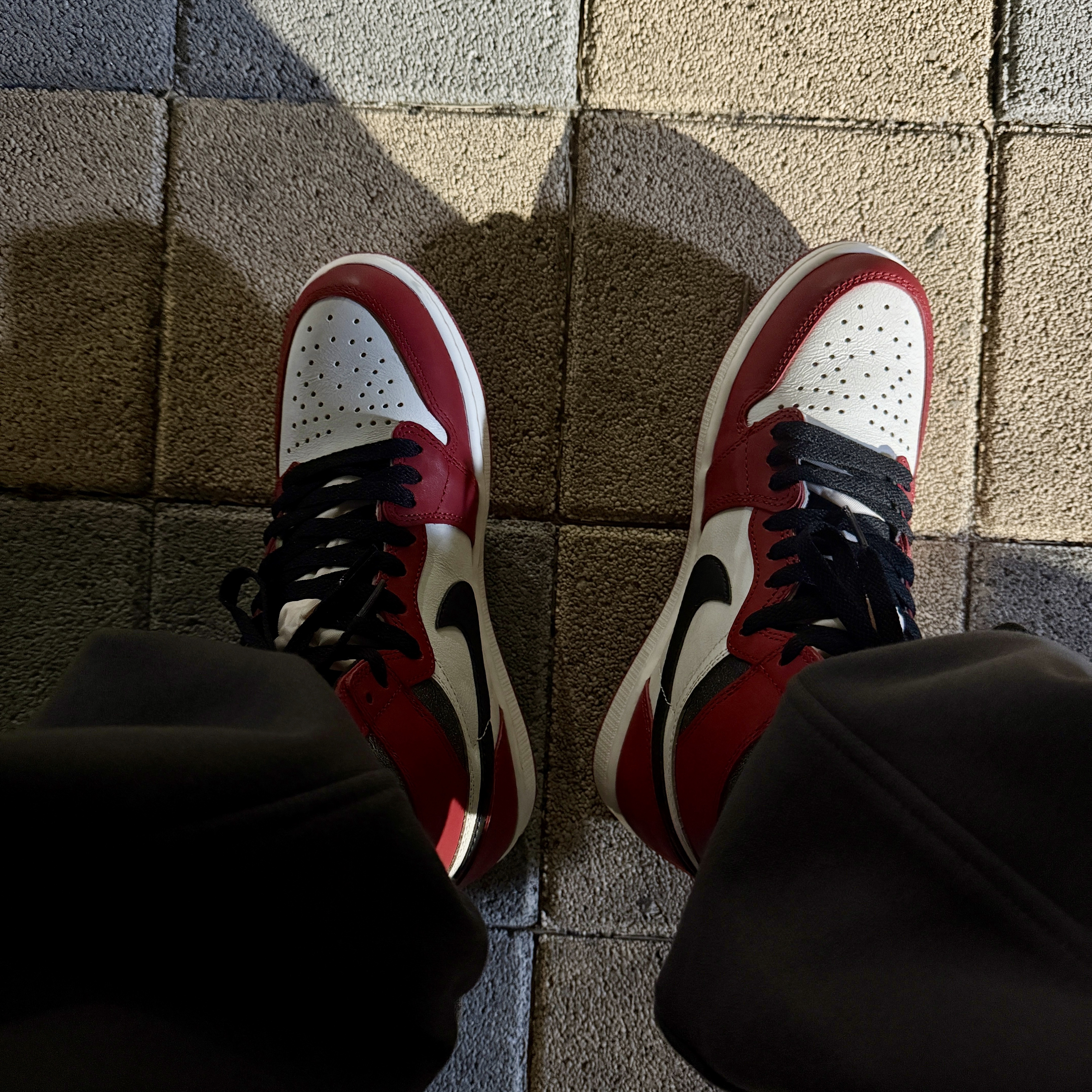 Jordan 1 Retro High OG Chicago 2022 착용 스타일