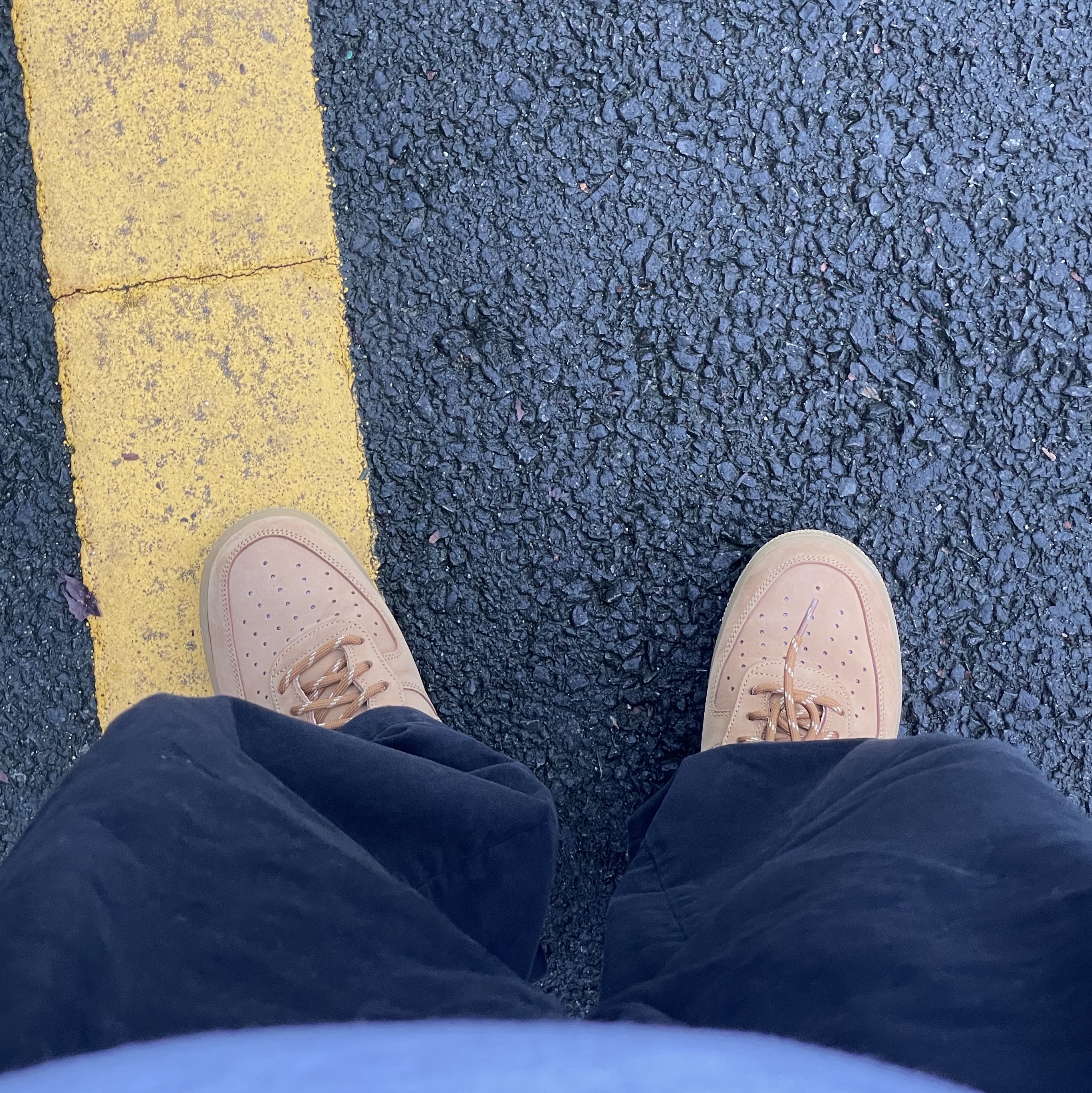 (W) Nike Air Force 1 '07 WB Flax Wheat 착용 스타일