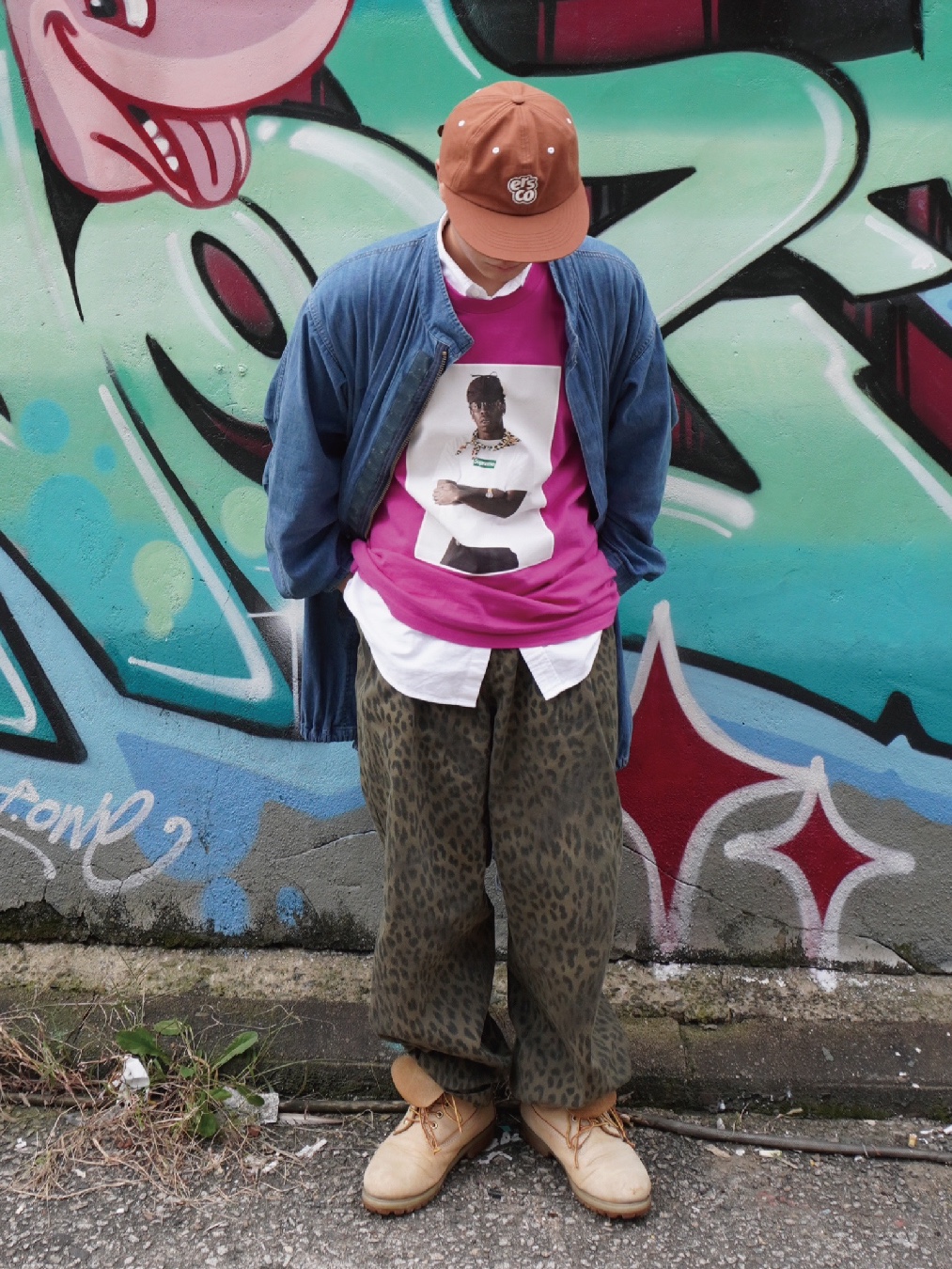 Supreme Tyler The Creator T-Shirt Magenta - 24FW, ersco Heart Logo Cap Brown 착용 스타일 - 3