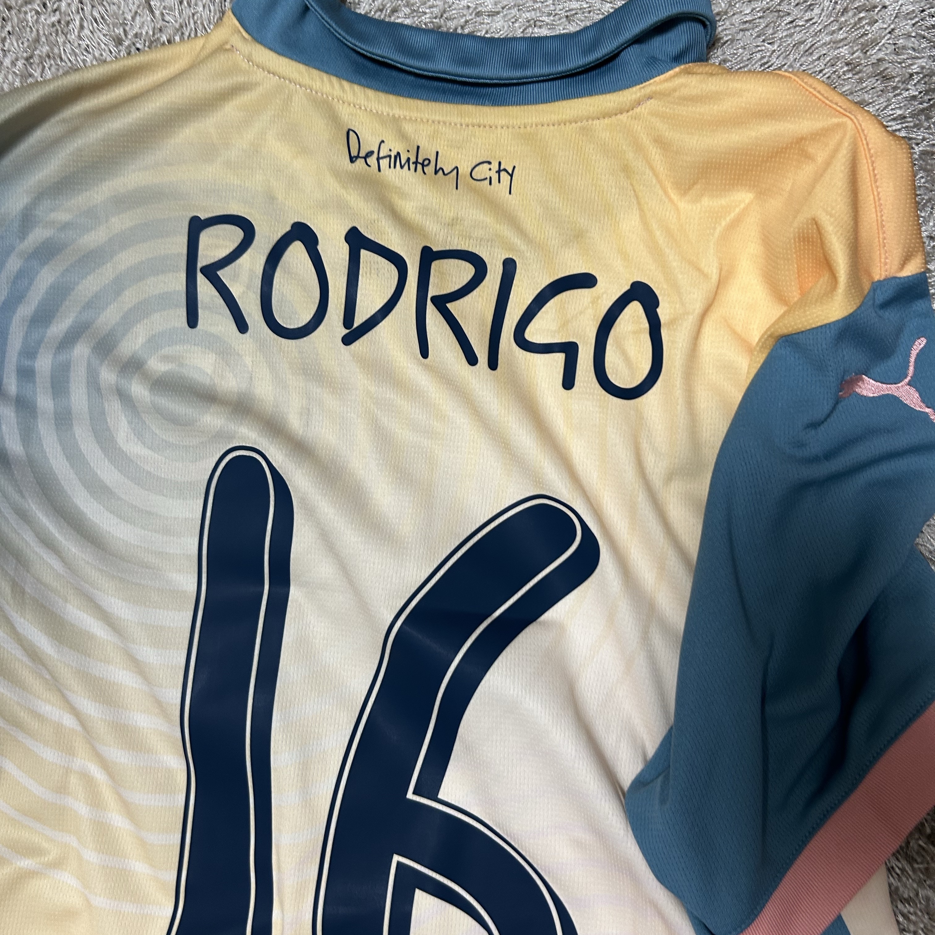 Puma Manchester City 2024/25 4th Jersey Rosebay Bold Blue (Non Marking Ver.) 착용 스타일