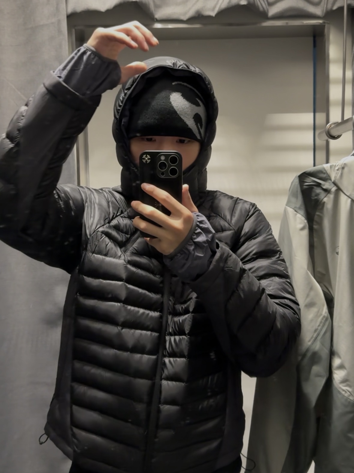 Sansan Gear Paneled Puffer Jacket Black - 24FW, Sansan Gear Side Snap Pants Black 착용 스타일 - 5
