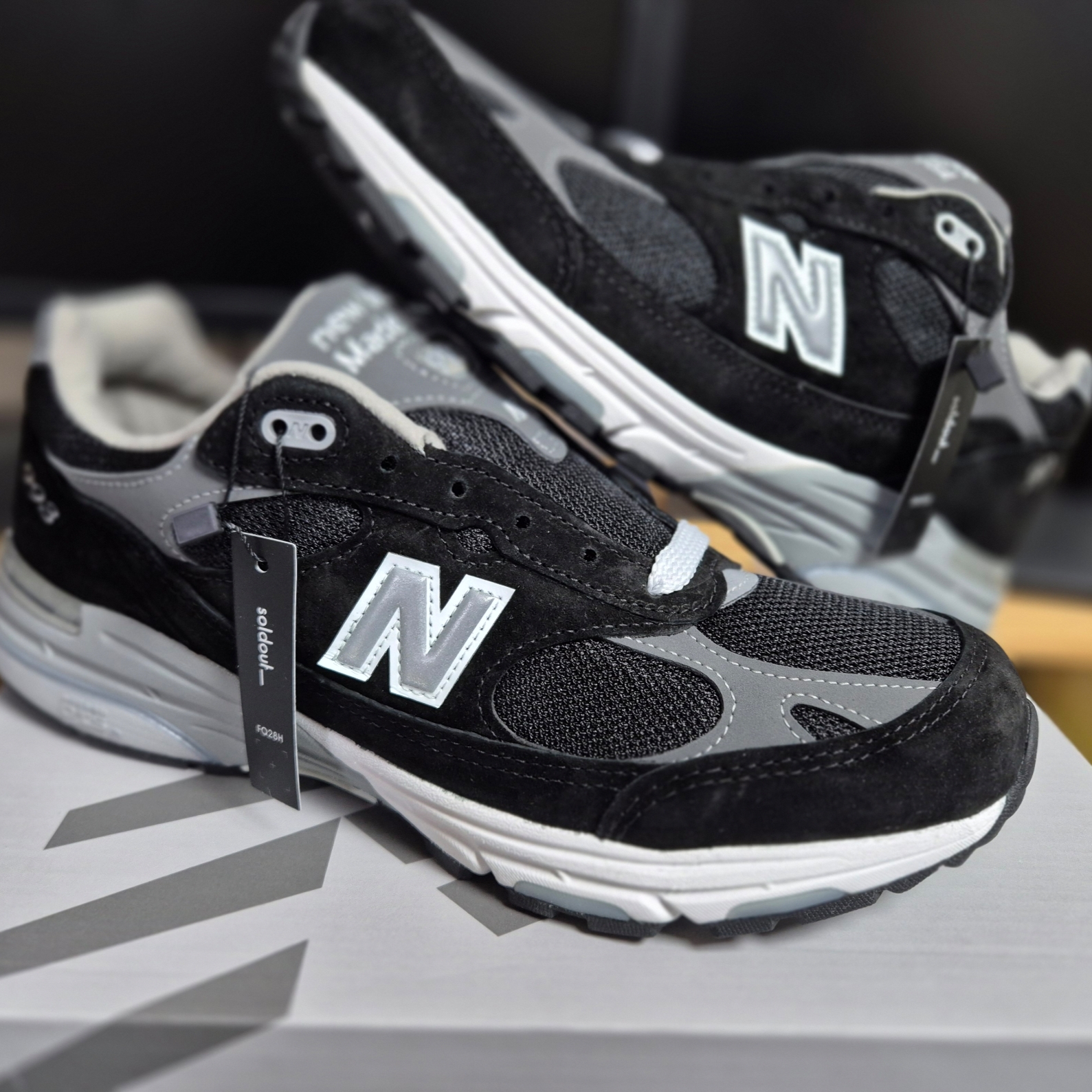 New Balance 993 Made in USA Black - D Standard 착용 스타일