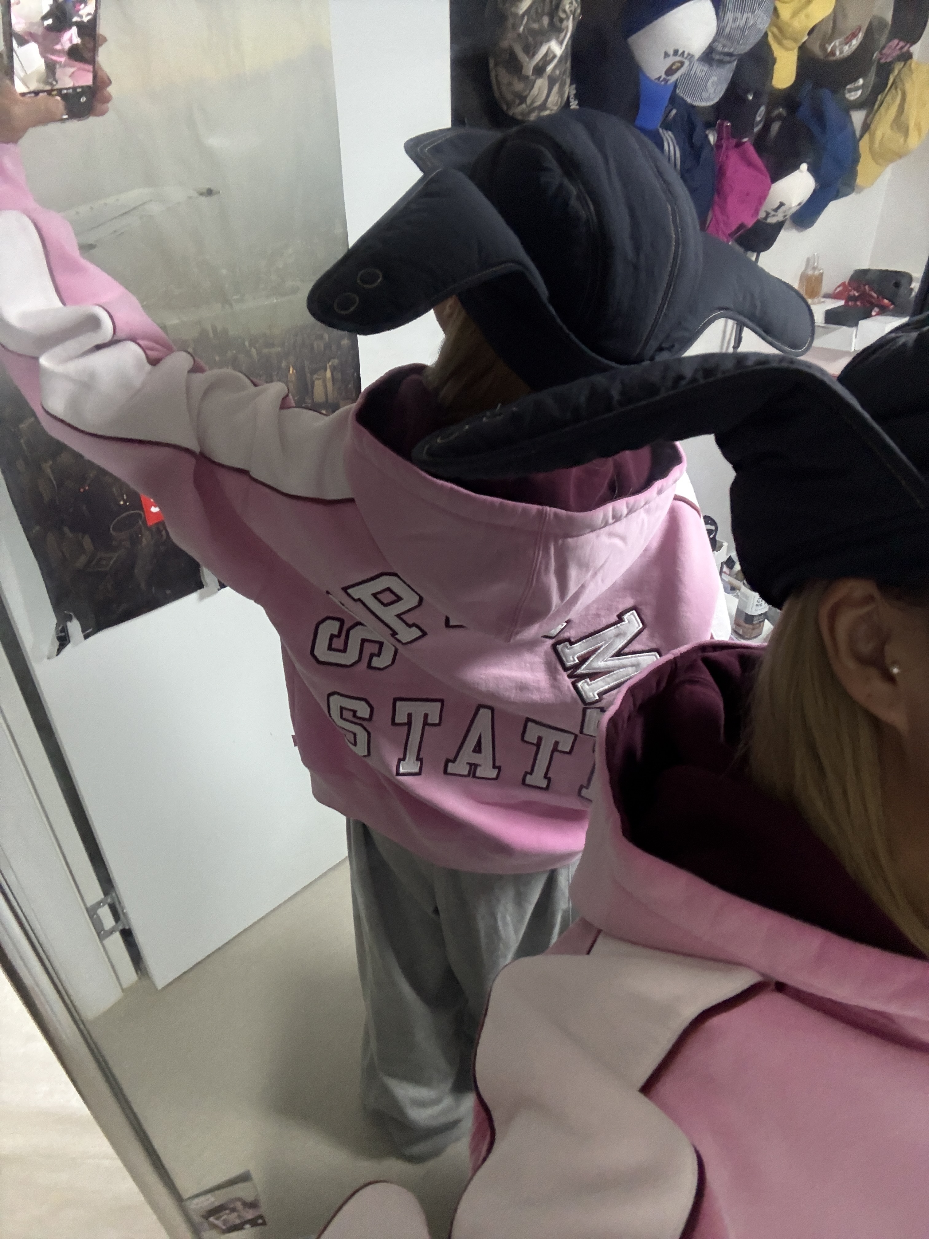 Supreme State Zip Up Hooded Sweatshirt Pink - 24FW 착용 스타일