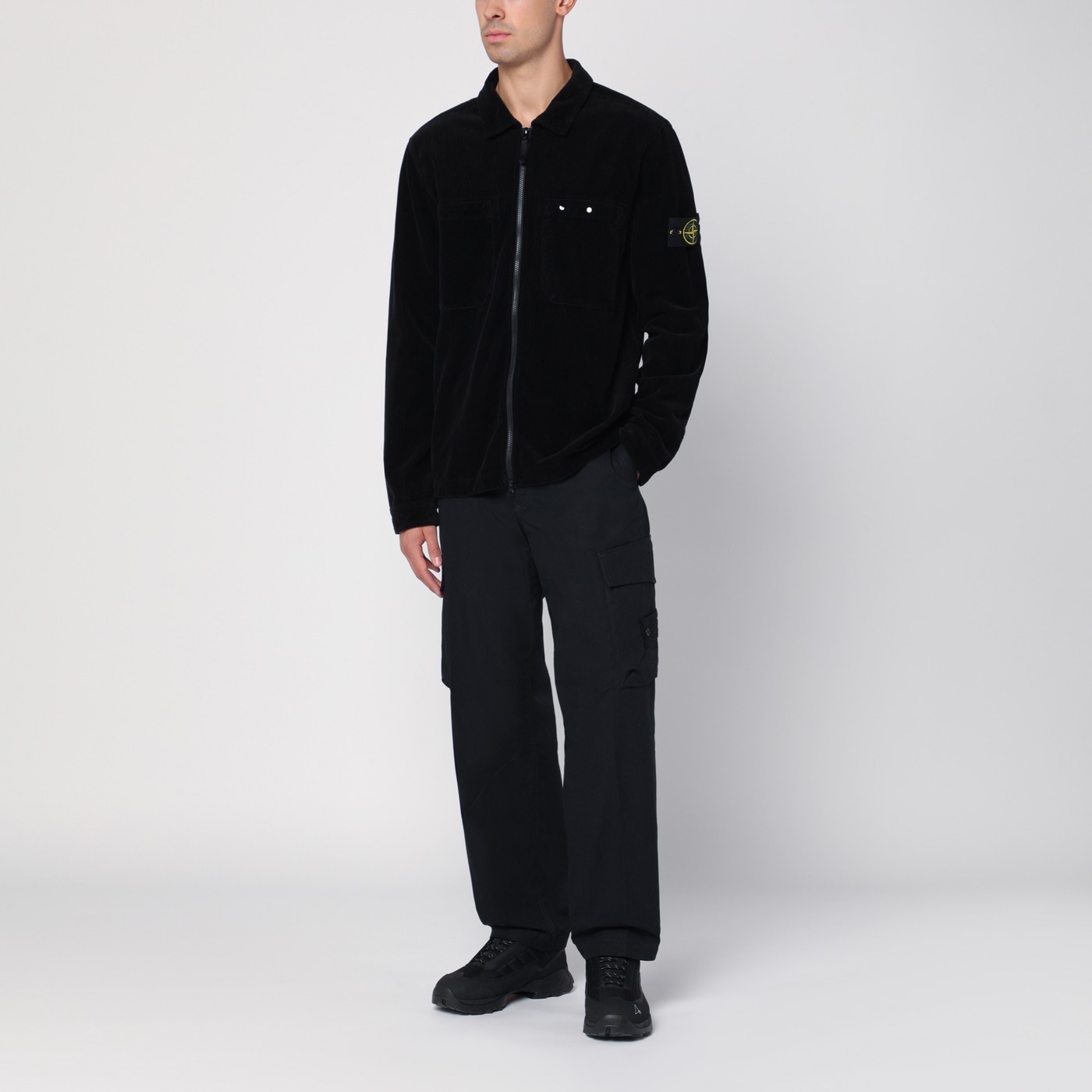 Stone Island 11604 Corduroy Shirt Jacket Black - 24FW 착용 스타일 - 1