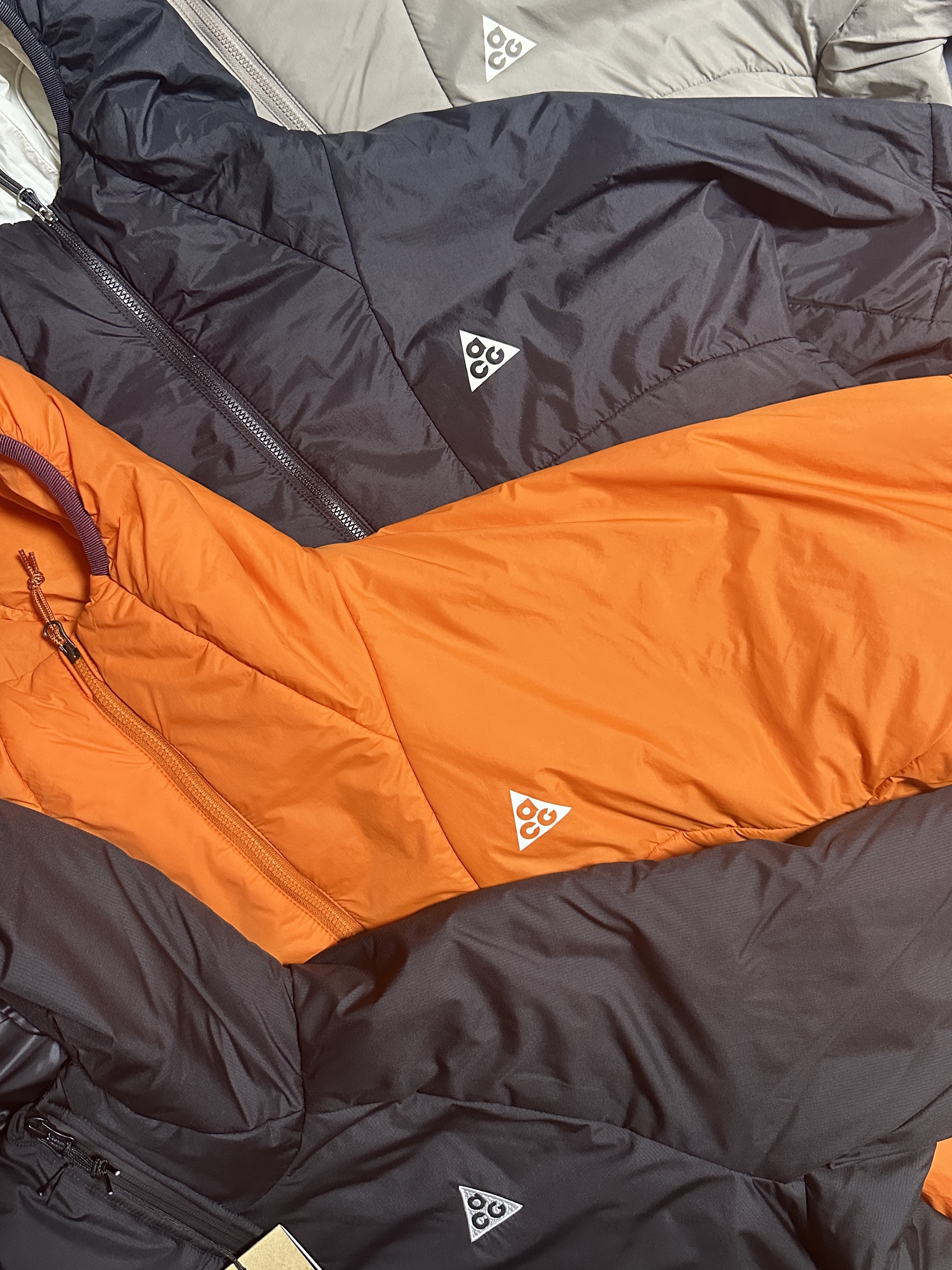 Nike ACG Therma-Fit ADV Rope De Dope Jacket Black - Asia, Nike ACG Therma-Fit ADV Rope De Dope Jacket Campfire Orange - US/EU 착용 스타일