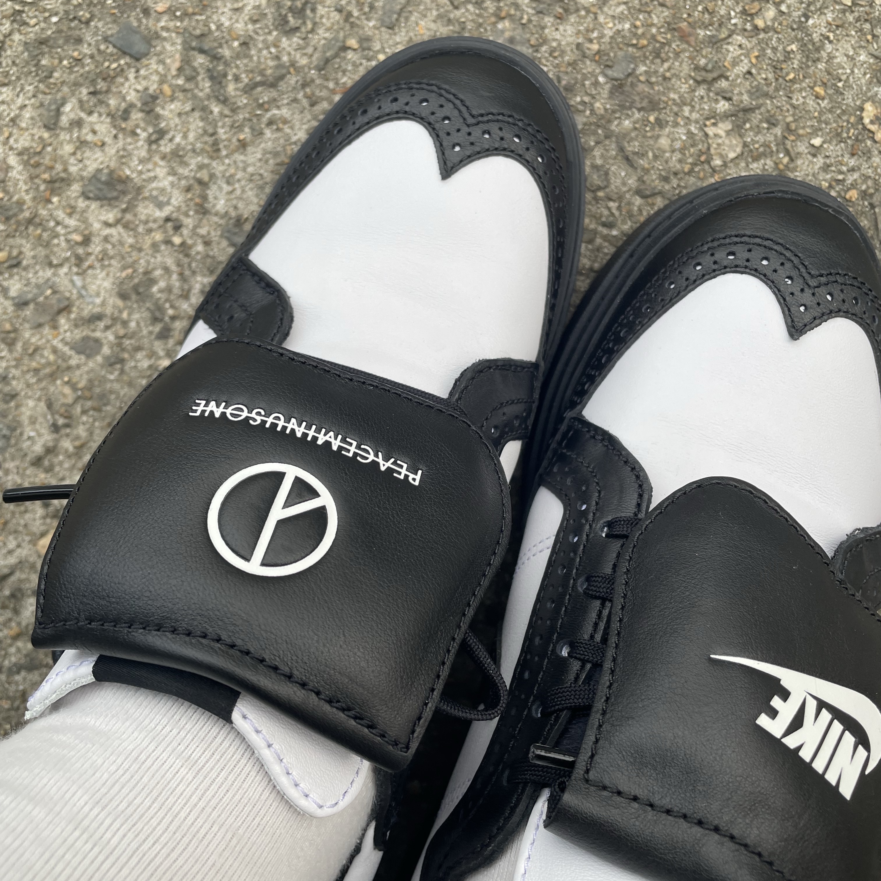 Nike x Peaceminusone Kwondo1 Black and White 착용 스타일 - 1