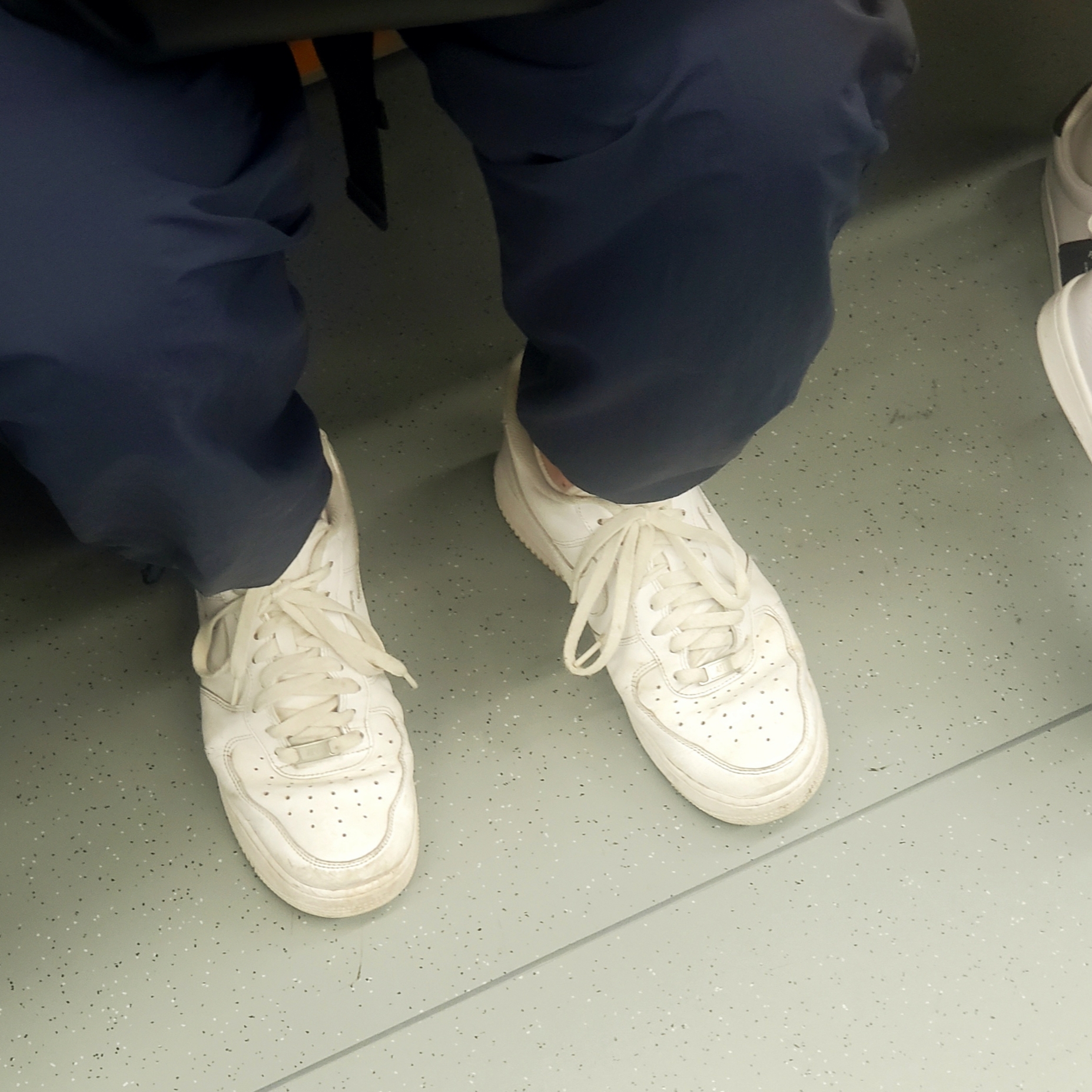 Nike Air Force 1 '07 Low White 착용 스타일