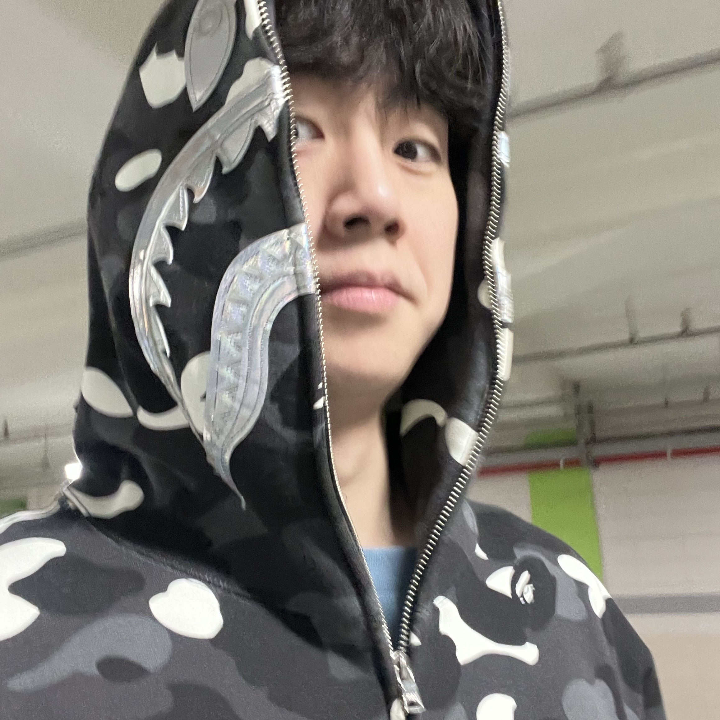 BAPE City Camo Shark Full Zip Hoodie Black, Nike Air Force 1 '07 WB Flax 착용 스타일 - 3