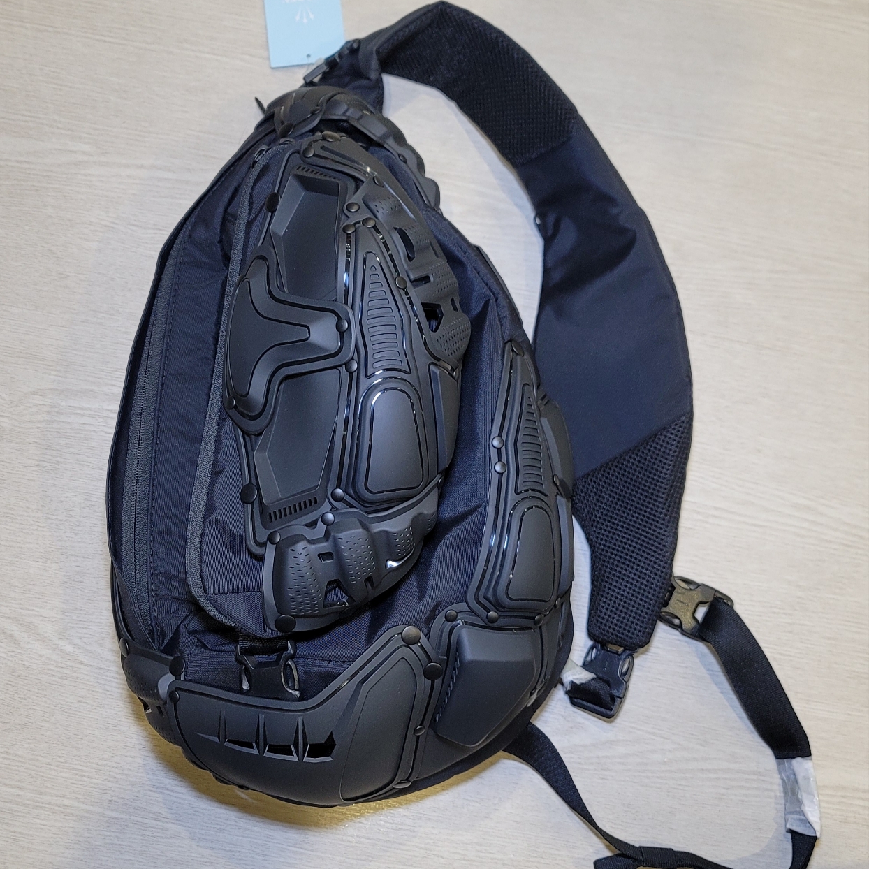 Nike x Drake Nocta 3024 Crossbody Bag Black 착용 스타일 - 1