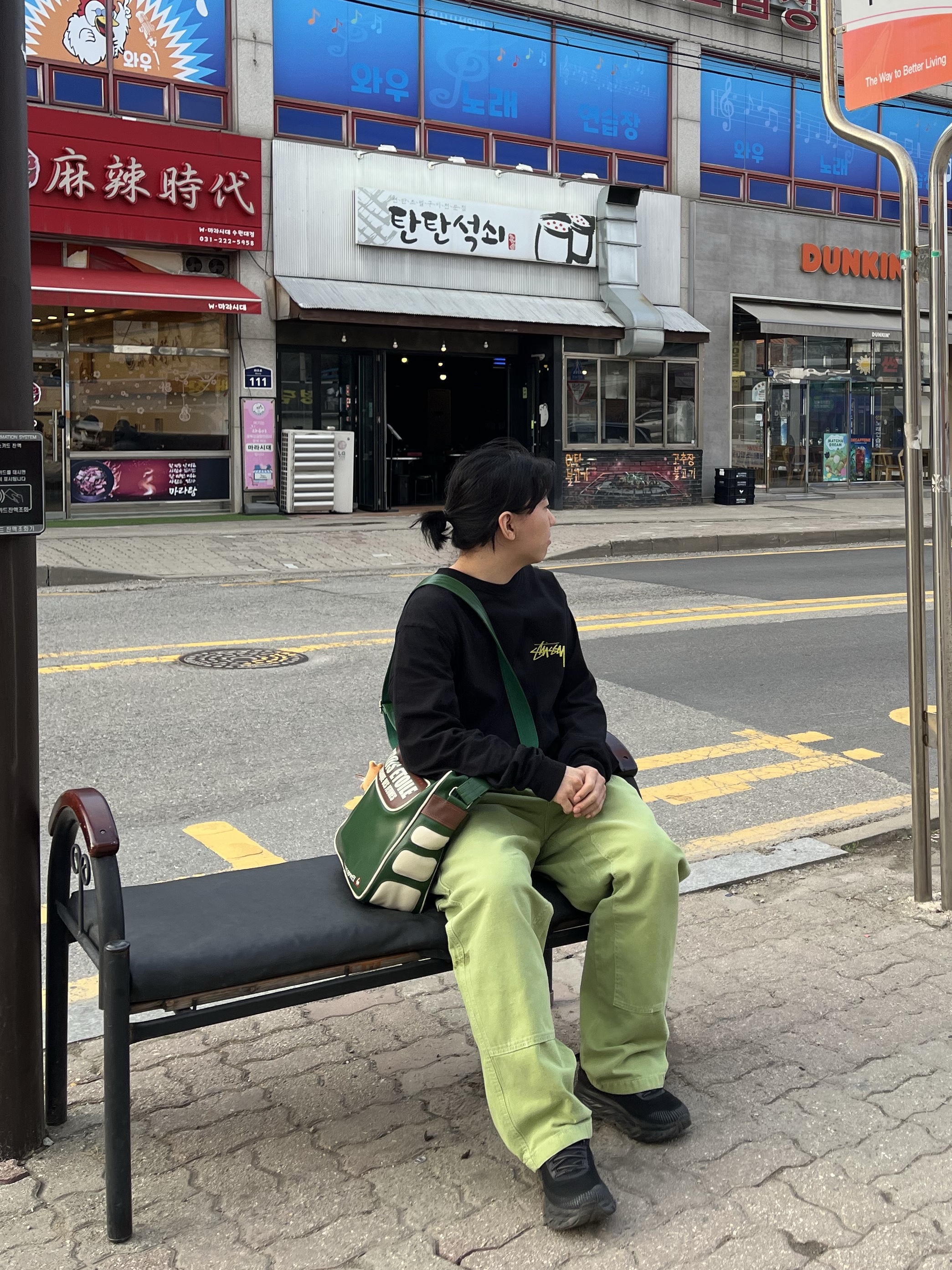 Stussy Beat Crazy LS T-Shirt Black 착용 스타일 - 2