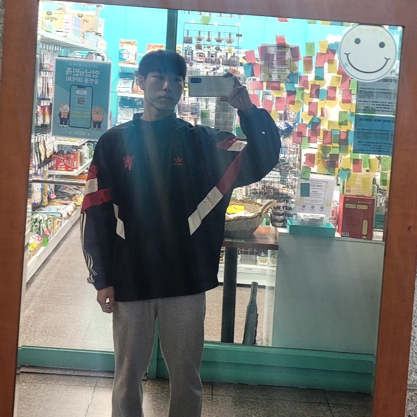 Adidas Manchester United Originals Track Top Black Red - KR Sizing 착용 스타일