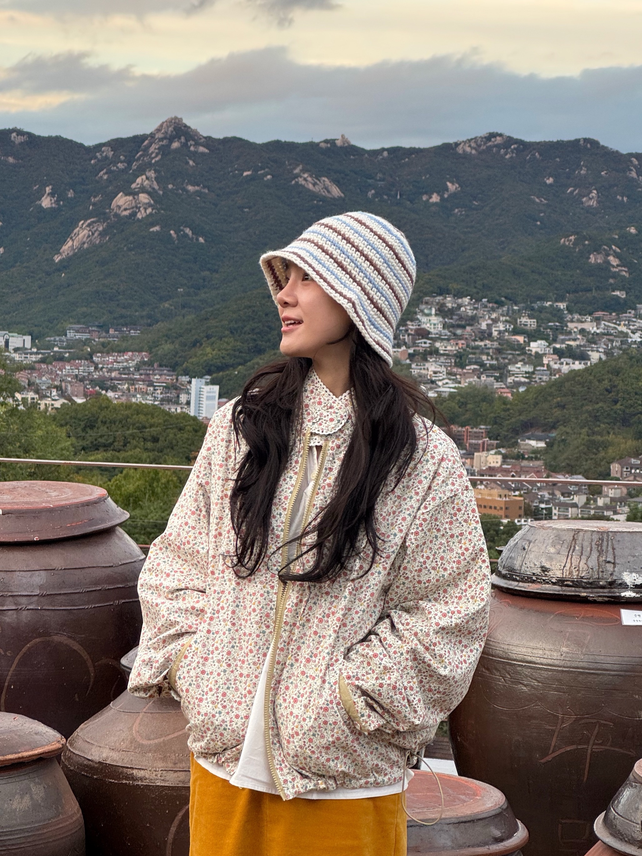 Allincomplete Wool Stripe Crochet Hat Cream 착용 스타일 - 1