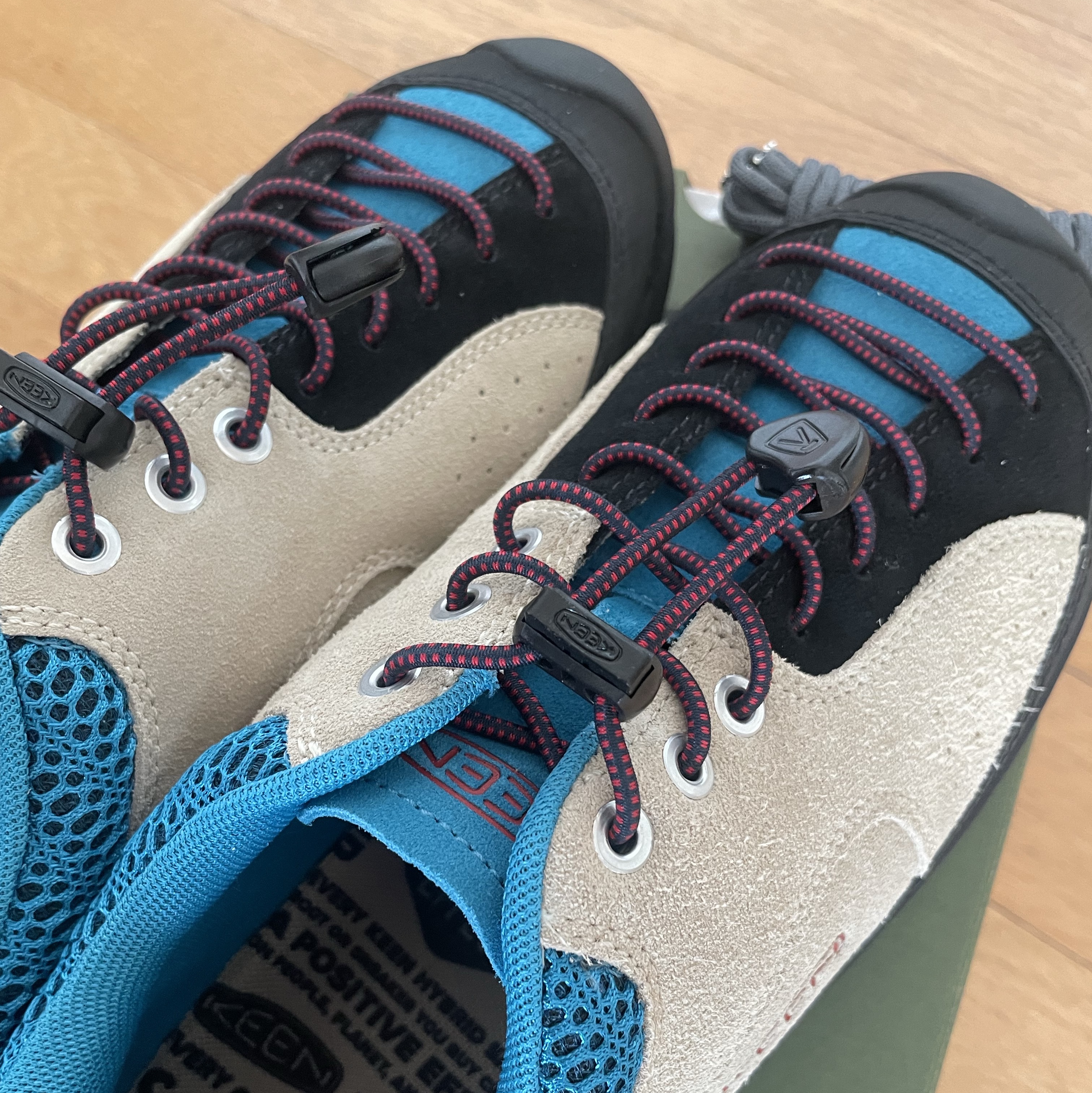 (W) Keen Jasper Rocks SP Sneakers Beige 착용 스타일