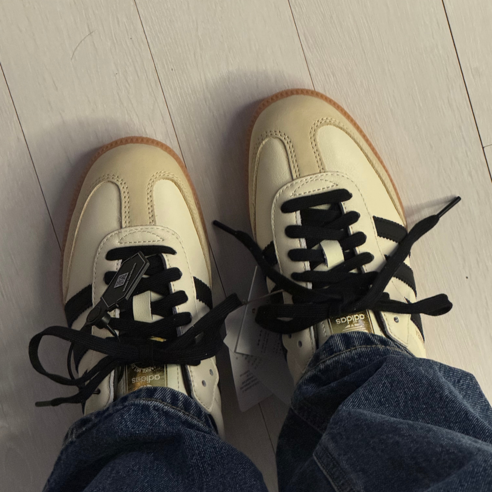 (W) Adidas Samba OG Cream White Core Black 착용 스타일