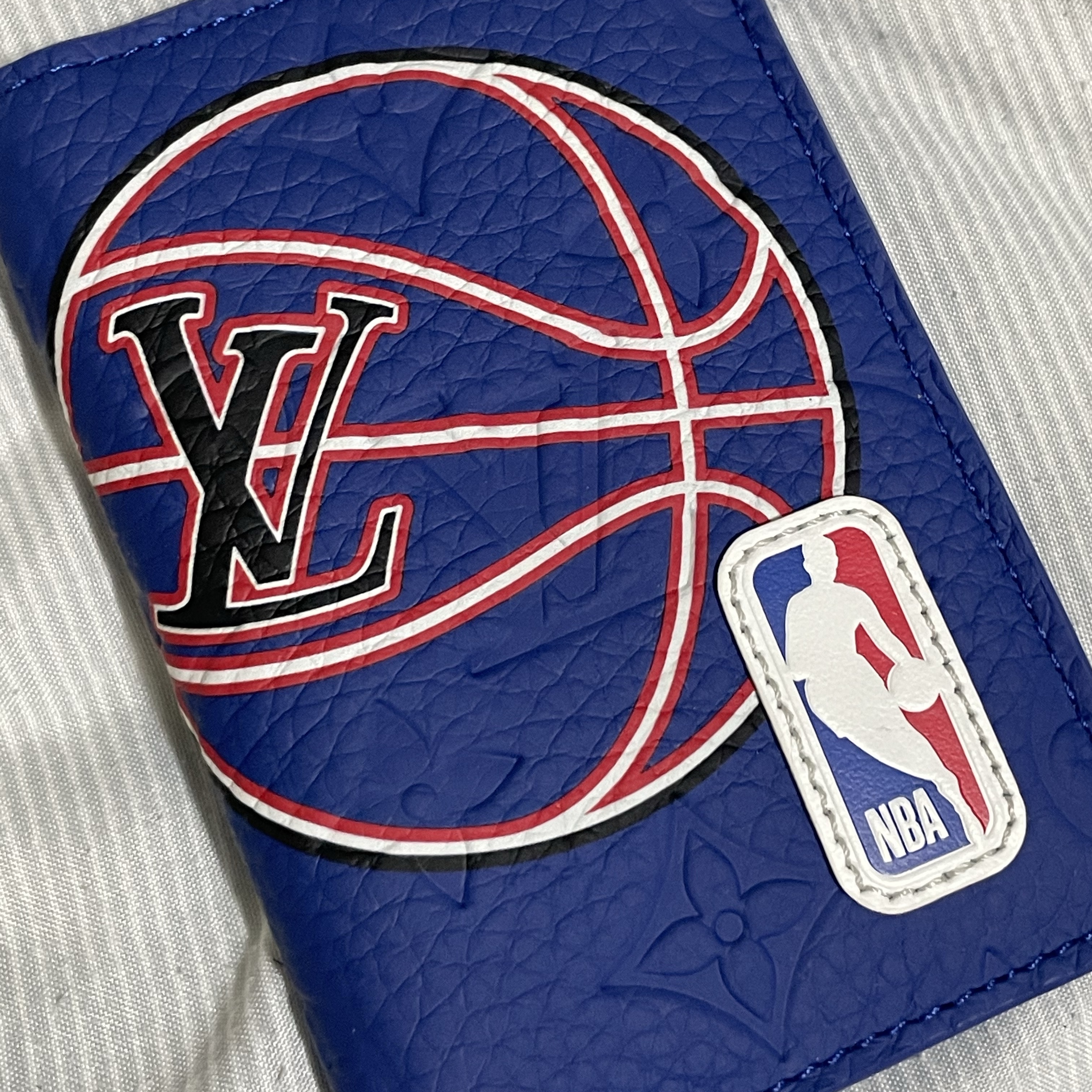 Louis Vuitton x NBA Pocket Organizer Blue 착용 스타일 - 1