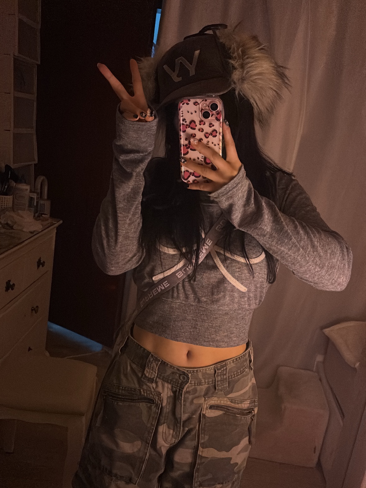 Open Yy Faux Fur Corduroy Earflap Cap Khaki 착용 스타일