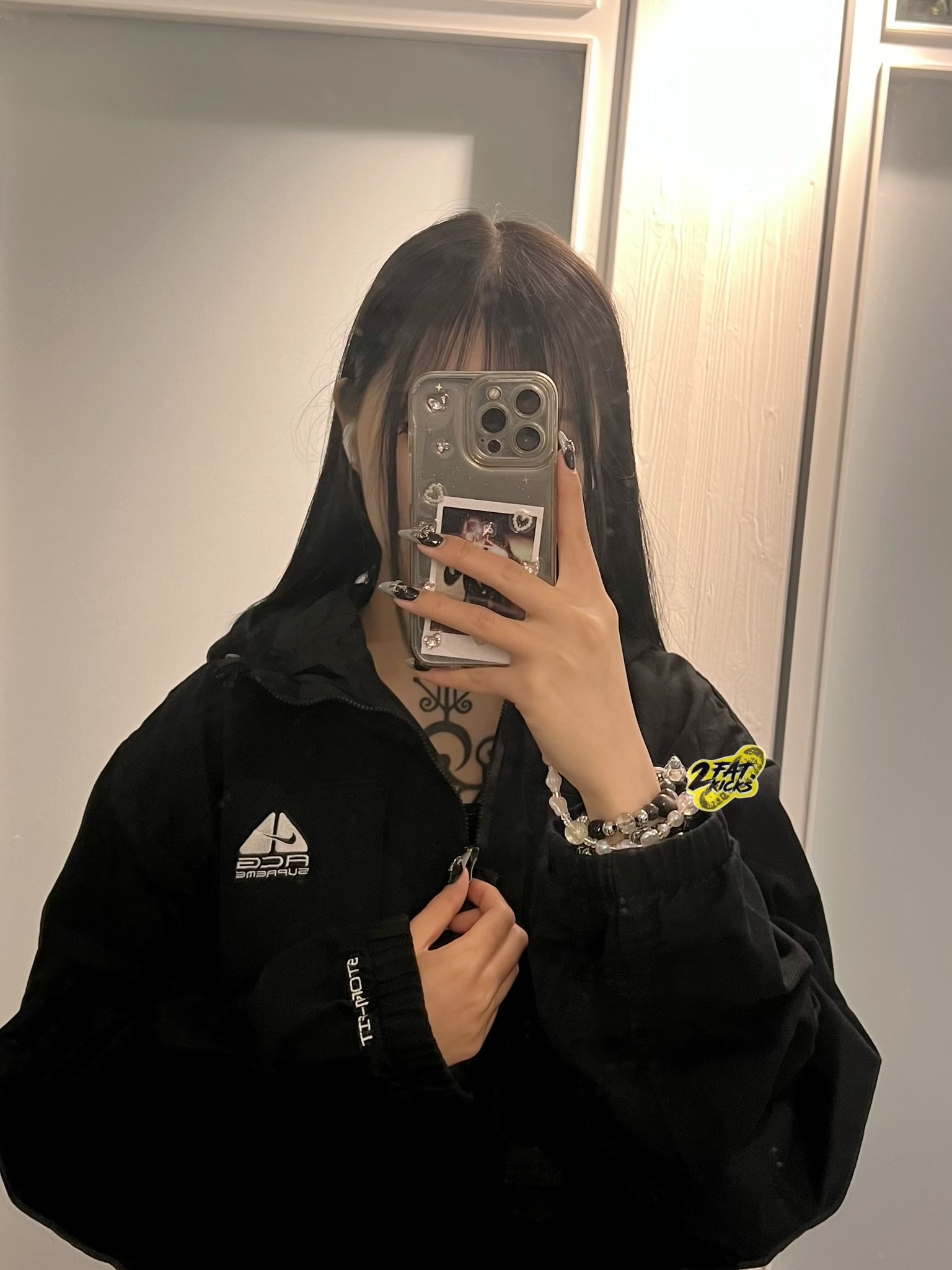 Supreme x Nike ACG Denim Pullover Washed Blue - 22FW, Supreme x Nike ACG Denim Pullover Black - 22FW 착용 스타일 - 4