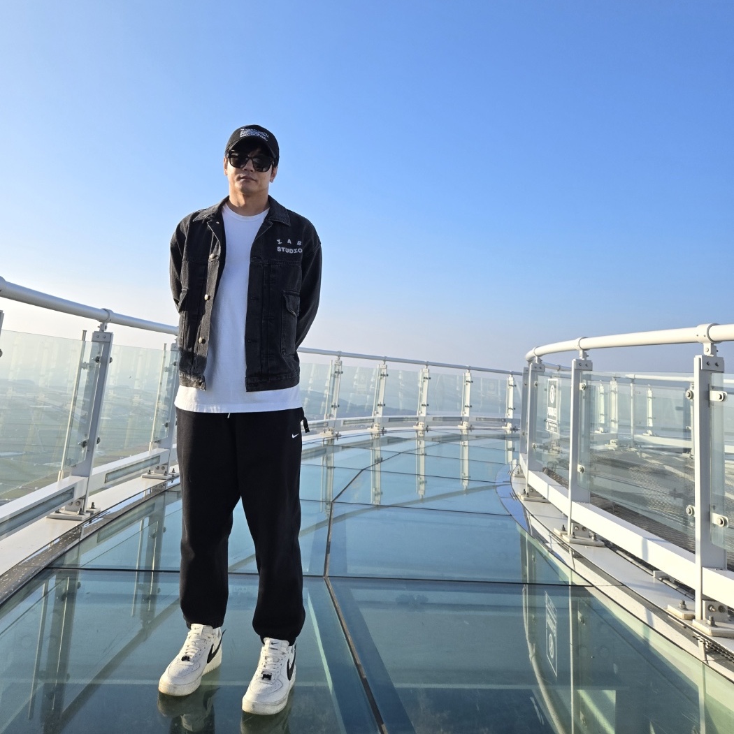 IAB Studio x Lee Denim Jacket Black, Nike x Ambush Air Force 1 Low SP Phantom 착용 스타일 - 1