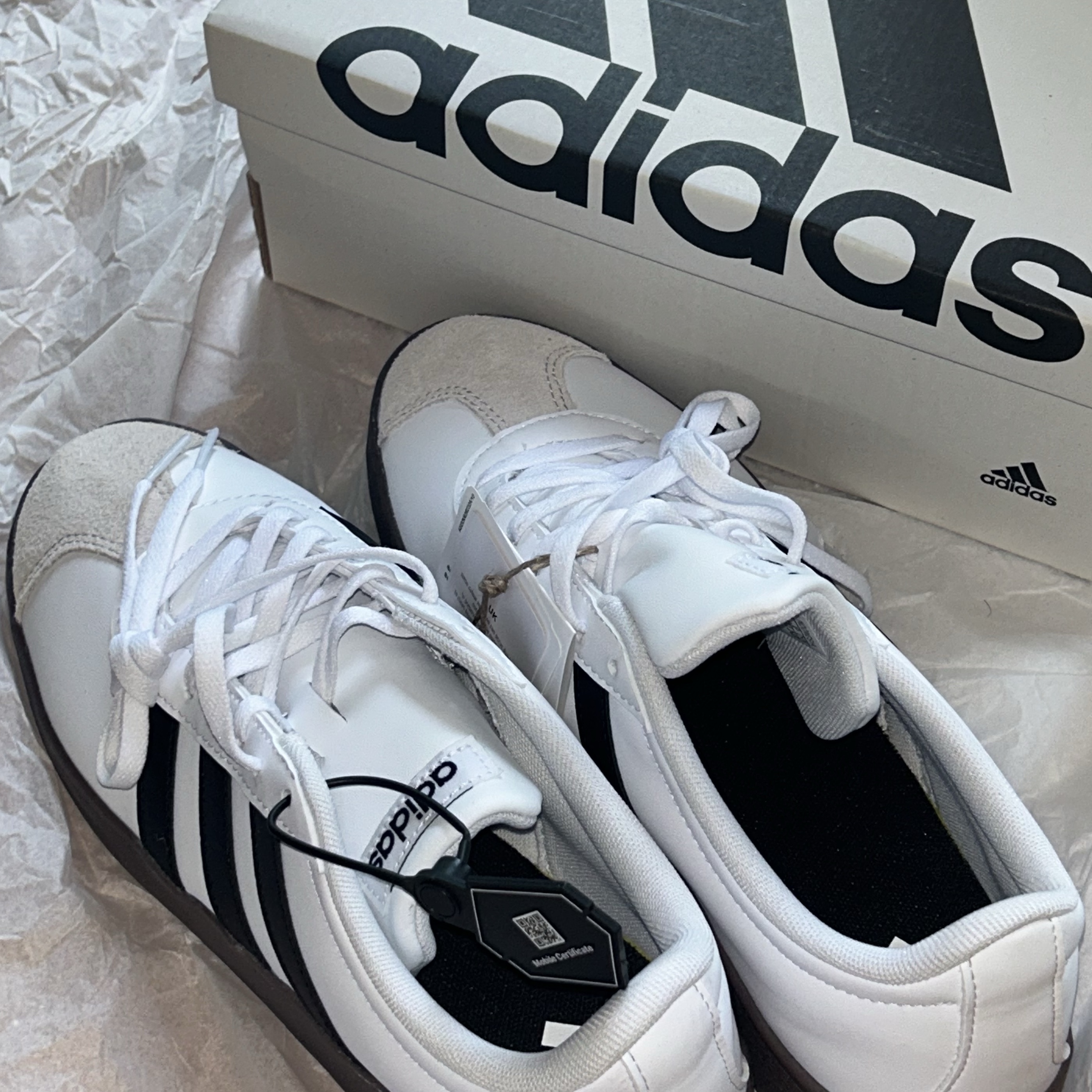 (W) Adidas VL Court Base Cloud White Core Black 착용 스타일 - 1