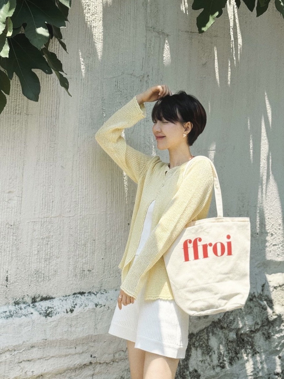 FFROI Eco Tote Ivory 착용 스타일
