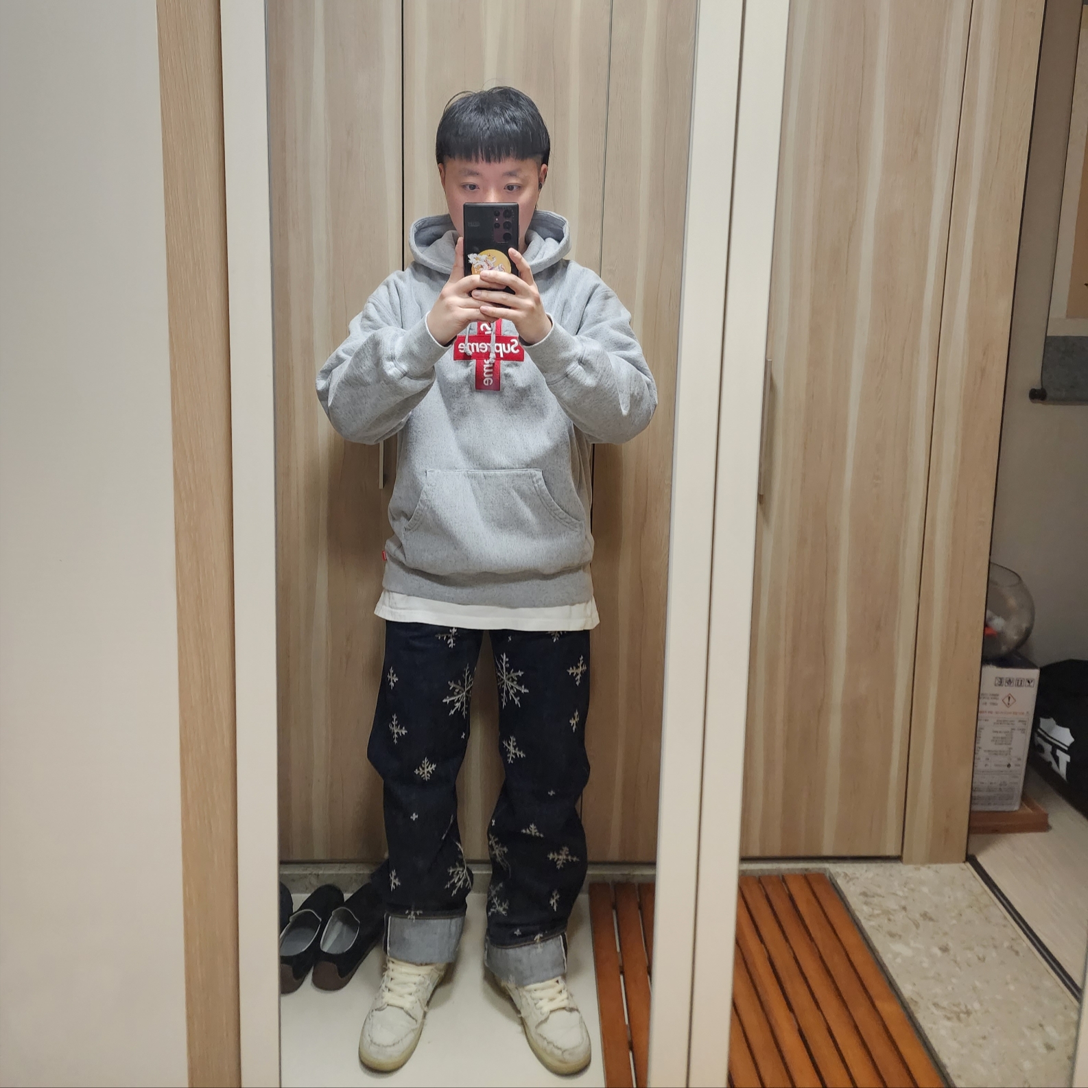Kapital 14 oz. Denim Snow Pattern Embroidery 5P TH Straight Pants Indigo 착용 스타일